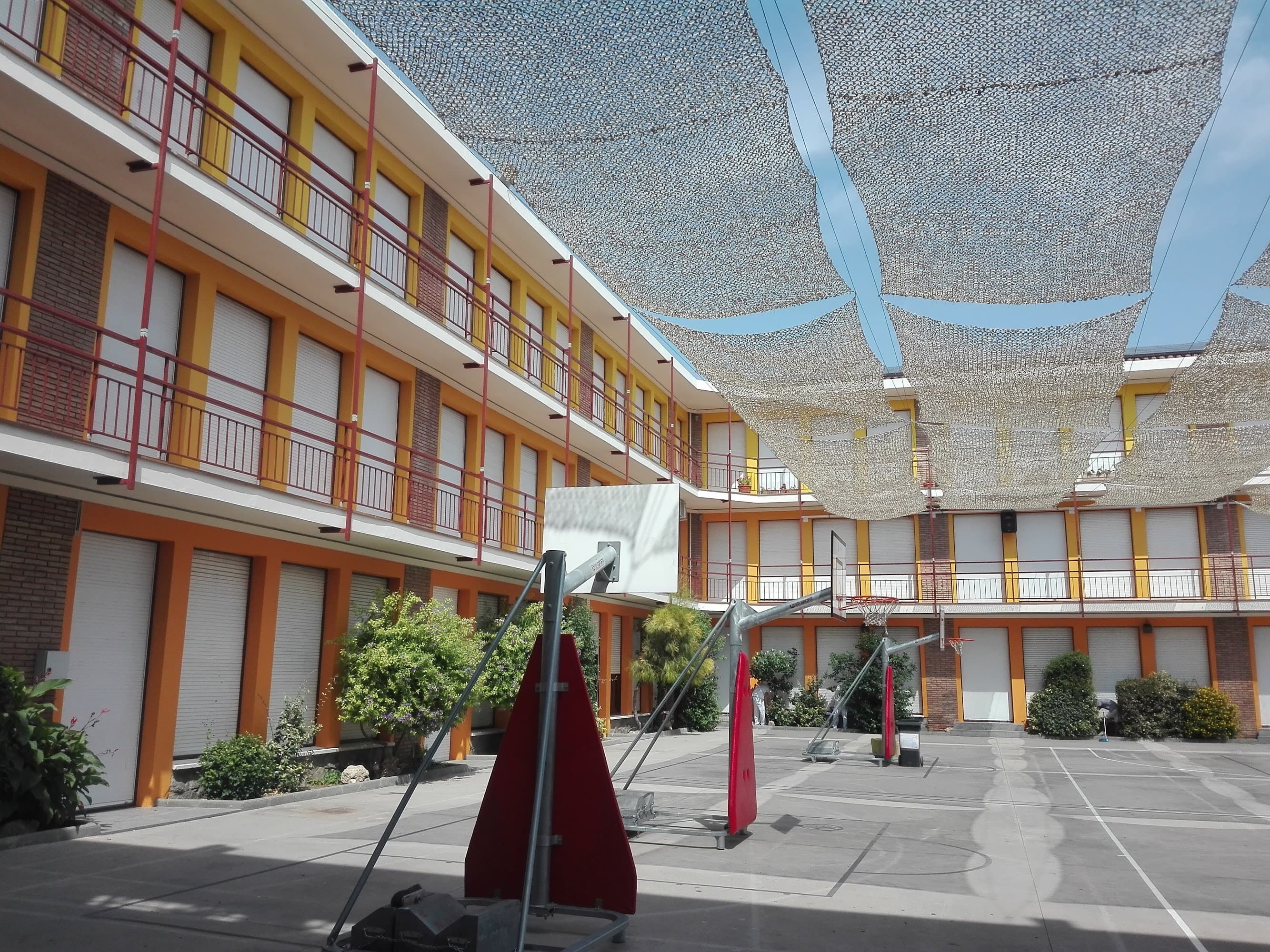 Foto secundaria del campus Regina Carmeli