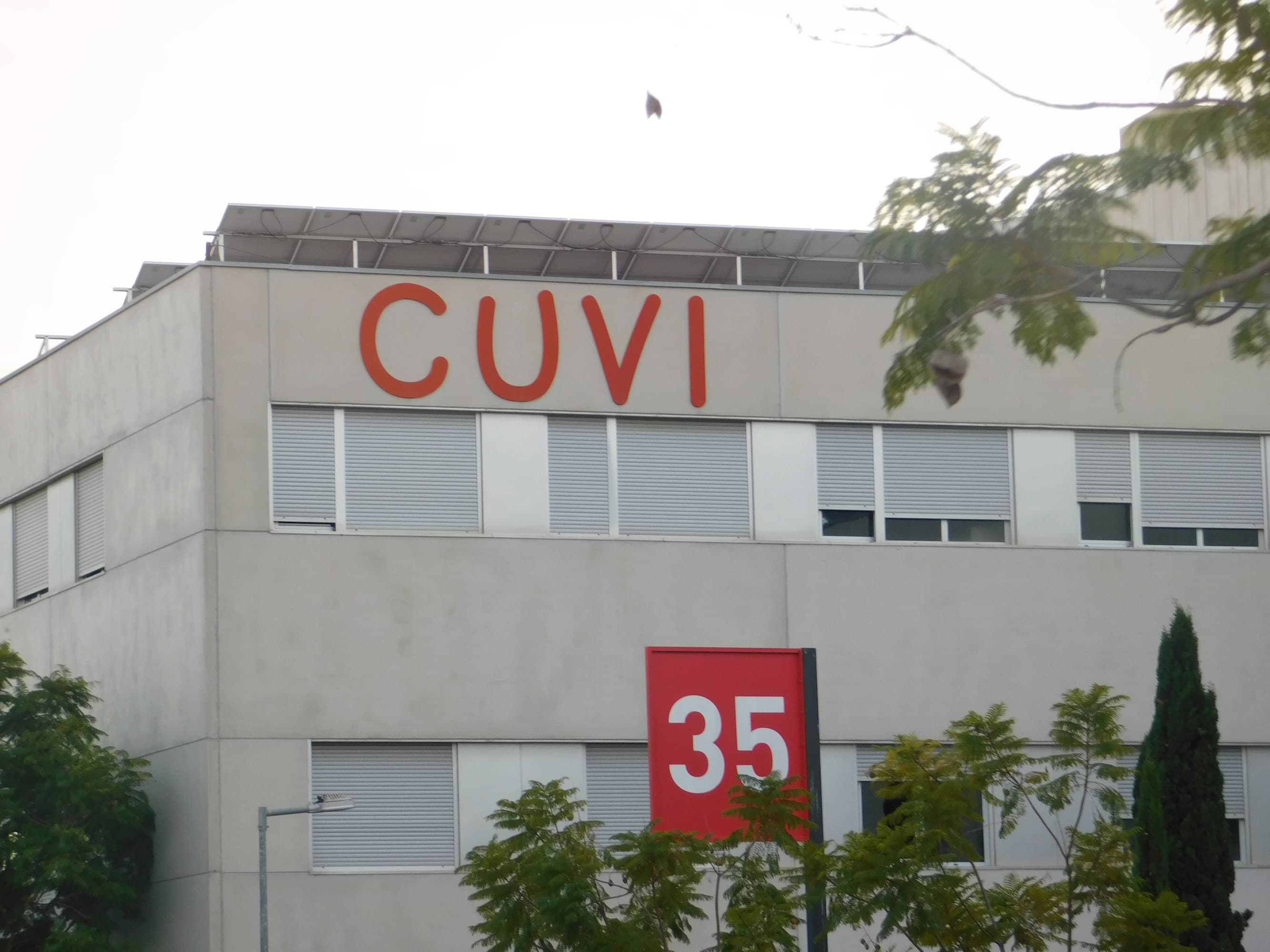 Foto secundaria del campus Facultad de Óptica y Optometría