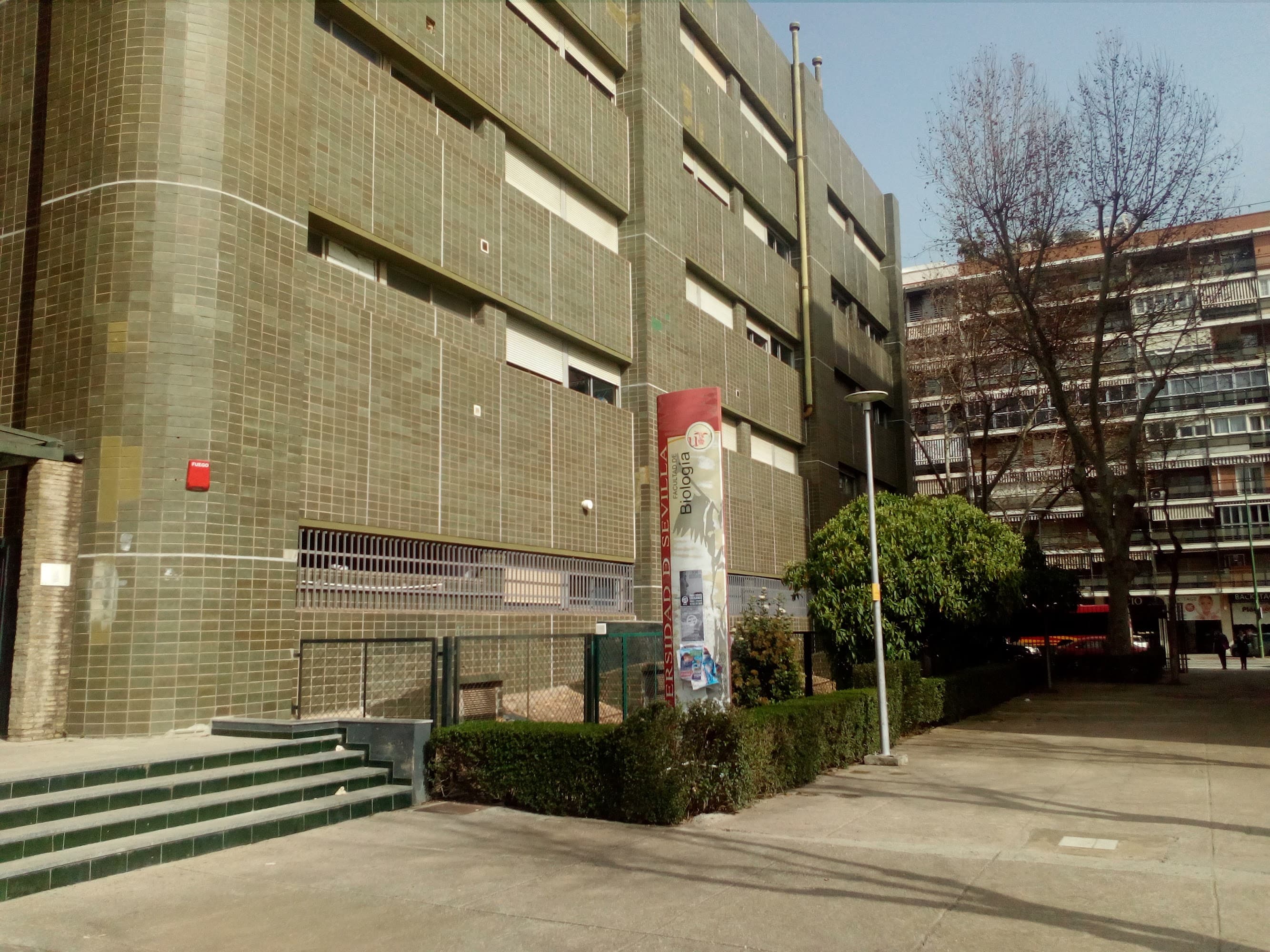 Foto secundaria del campus Facultad de Biología