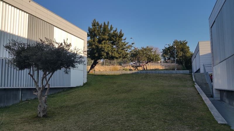 Foto secundaria del campus Institut Joan Ramon Benaprès