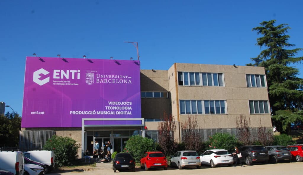Foto secundaria del campus ENTI - Escuela de Nuevas Tecnologías Interactivas