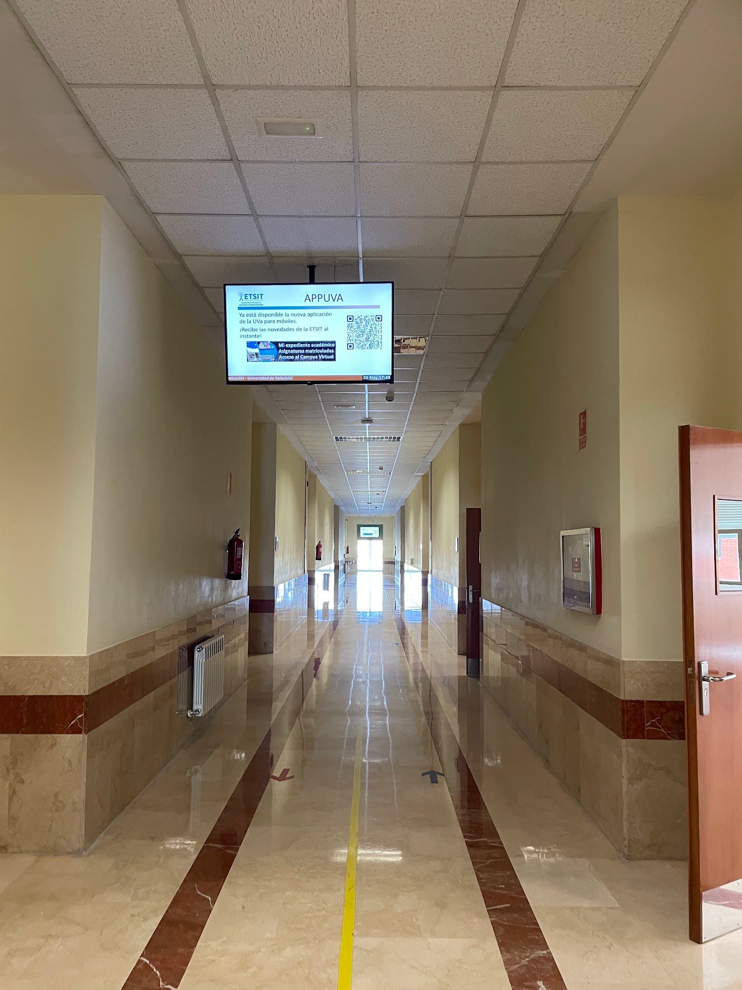 Foto secundaria del campus Escuela Técnica Superior de Ingenieros de Telecomunicación