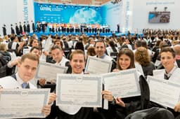 Escuela Superior de Ingeniería y Tecnología