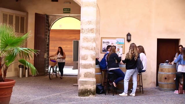 Foto secundaria del campus Centro de Educación Superior Felipe Moreno-Nebrija