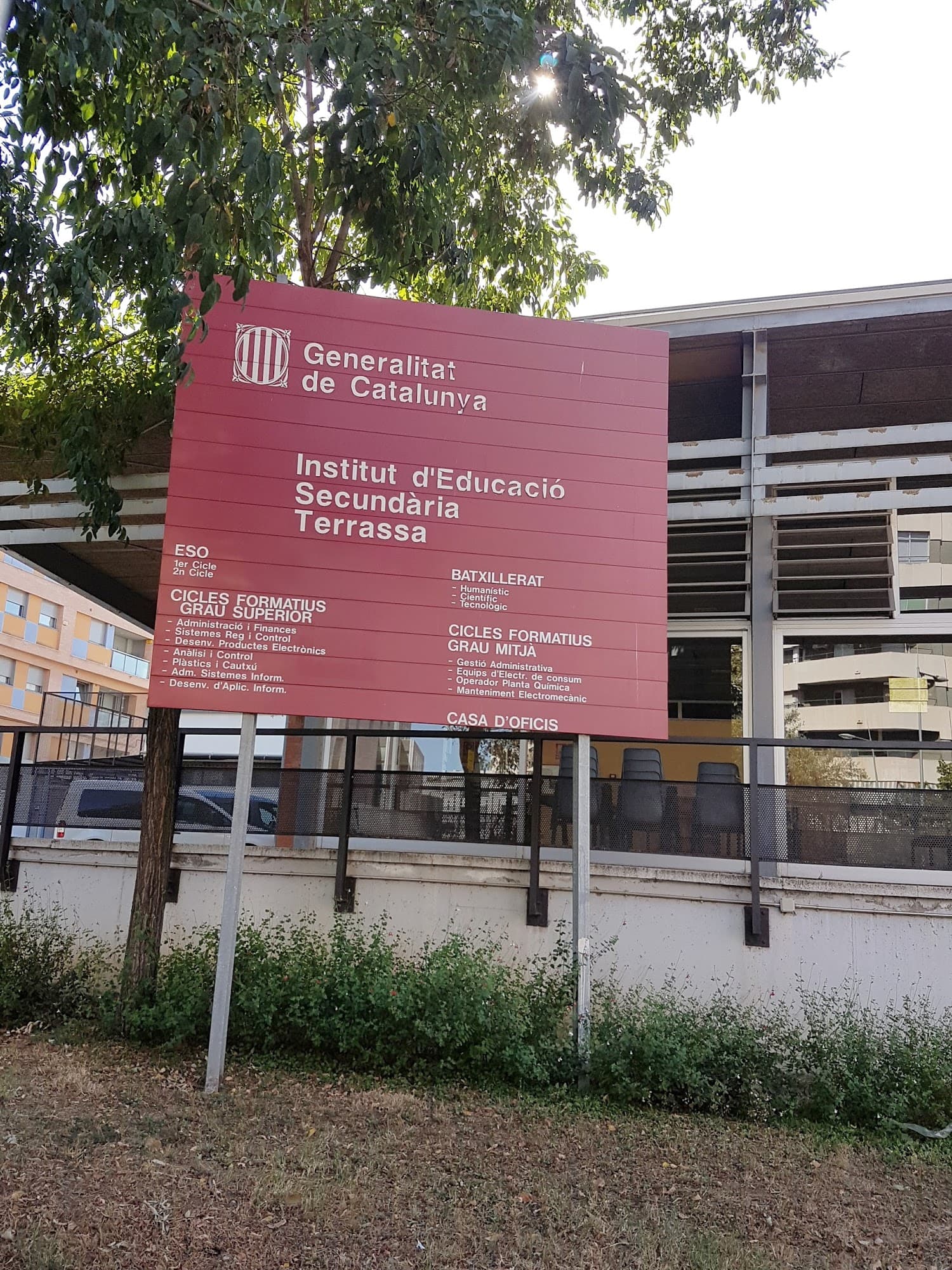 Foto secundaria del campus Institut de Terrassa
