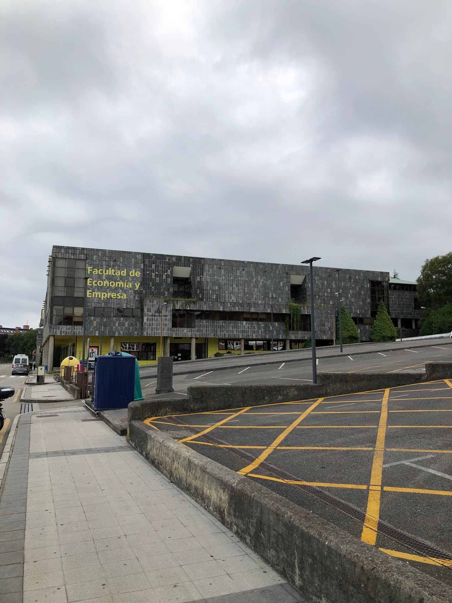 Foto secundaria del campus Facultad de Economía y Empresa