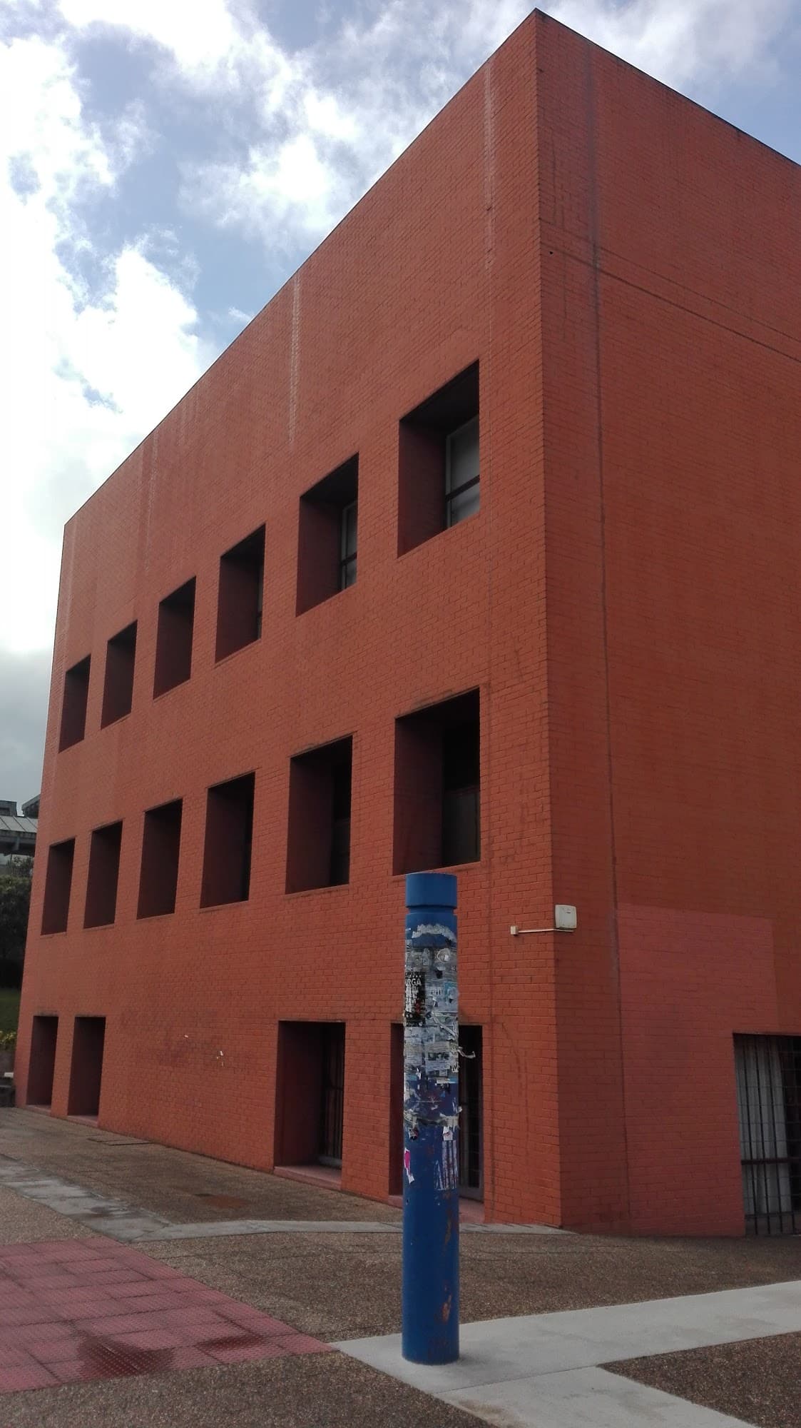 Foto secundaria del campus Facultad de Educación