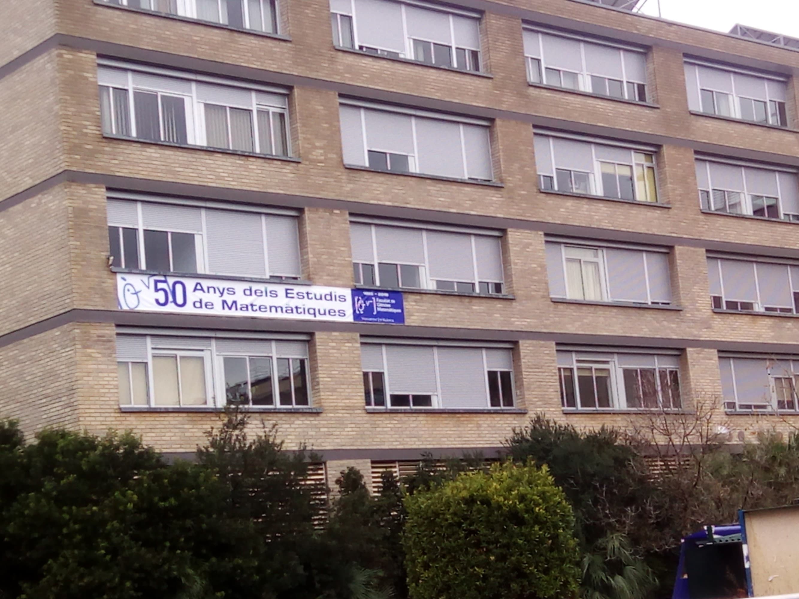 Foto secundaria del campus Facultad de Ciencias Matemáticas