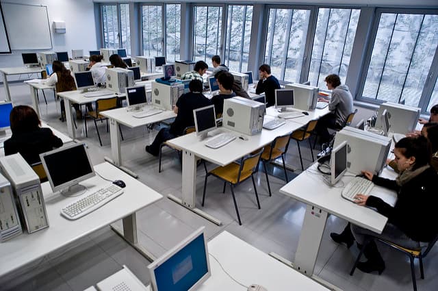 Foto secundaria del campus Facultad de Ciencias Empresariales