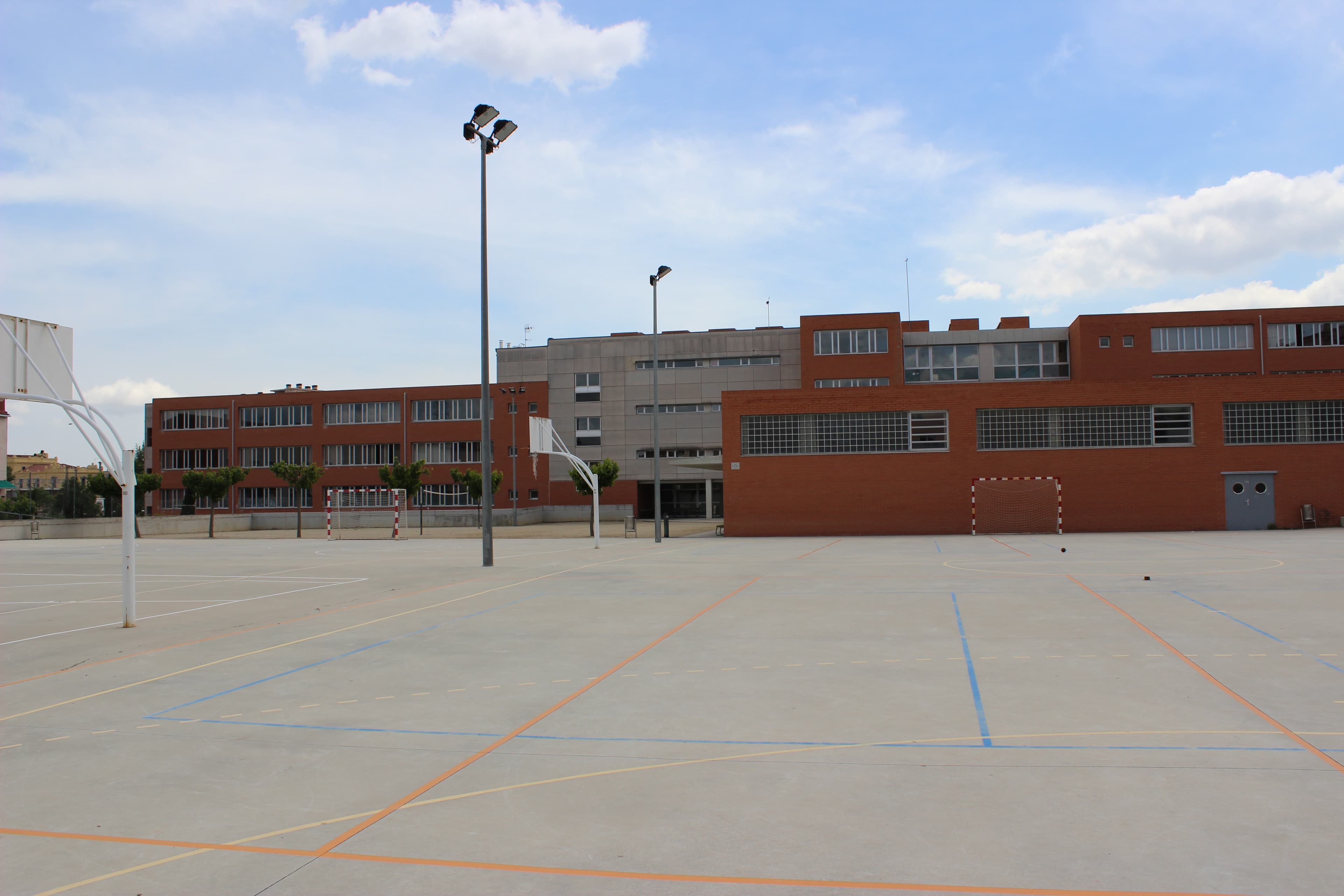 Foto del campus Institut Narcís Oller