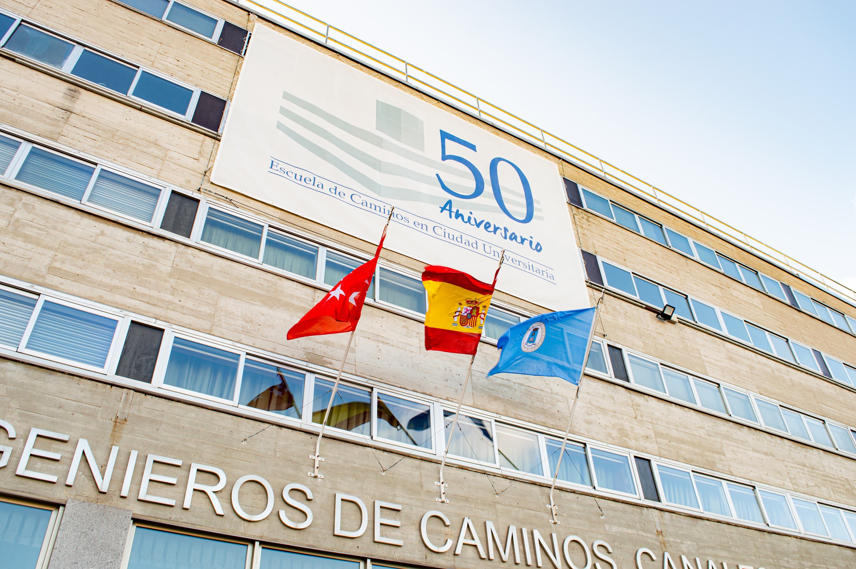 Foto secundaria del campus Escuela Técnica Superior de Ingenieros de Caminos, Canales y Puertos