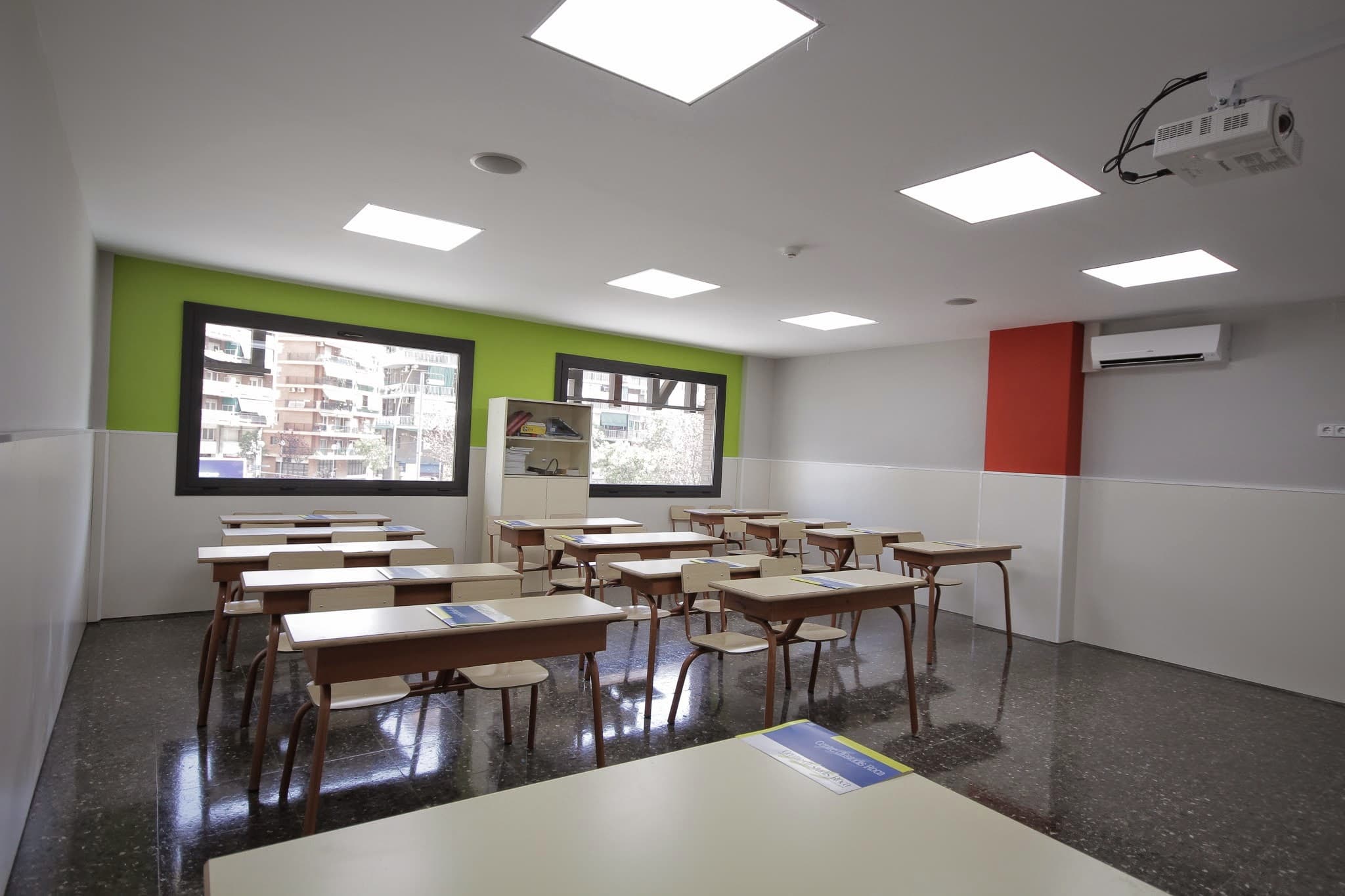 Foto del campus Centre d'Estudis Roca - Meridiana