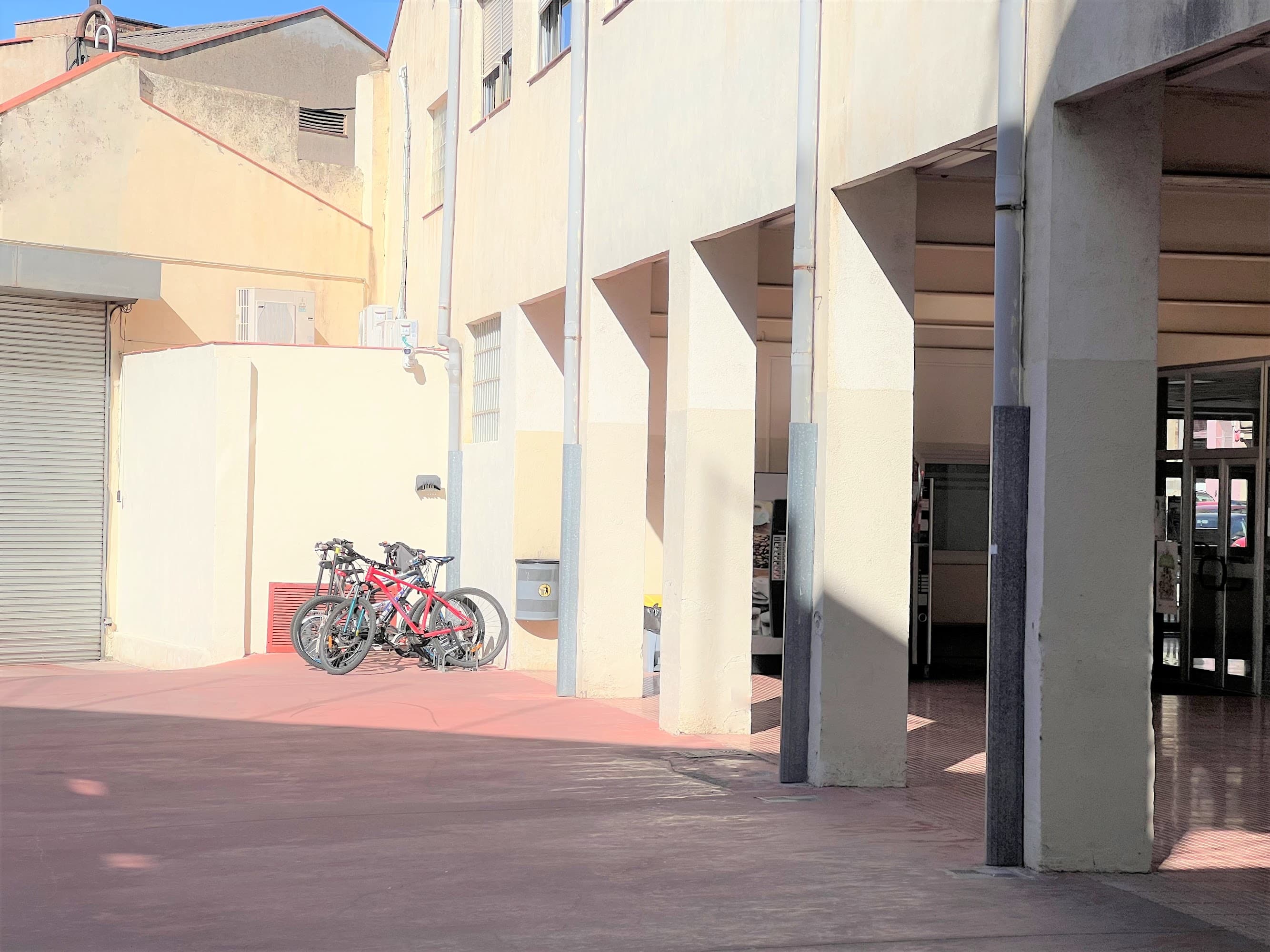 Foto secundaria del campus Jaume Viladoms
