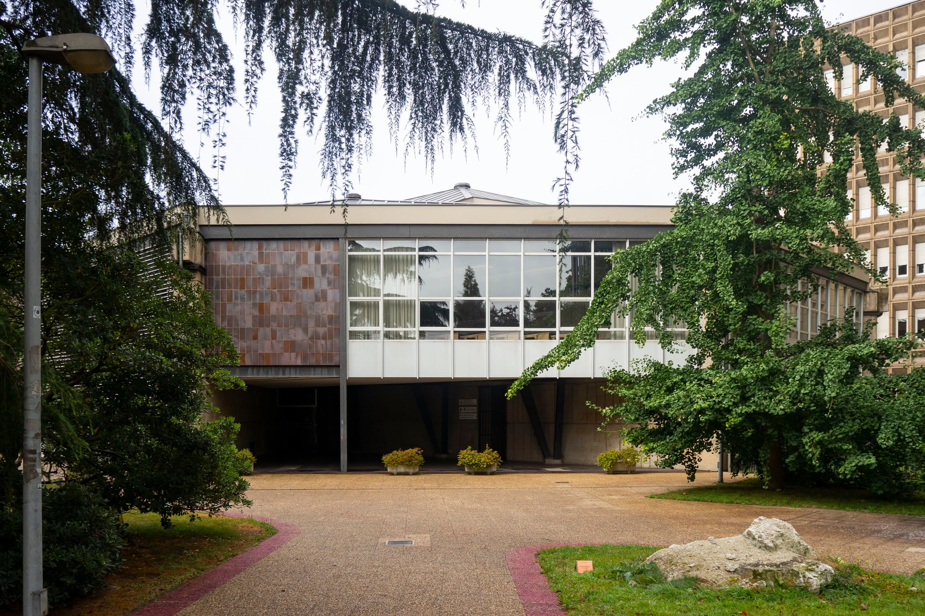 Foto secundaria del campus Facultad de Geología