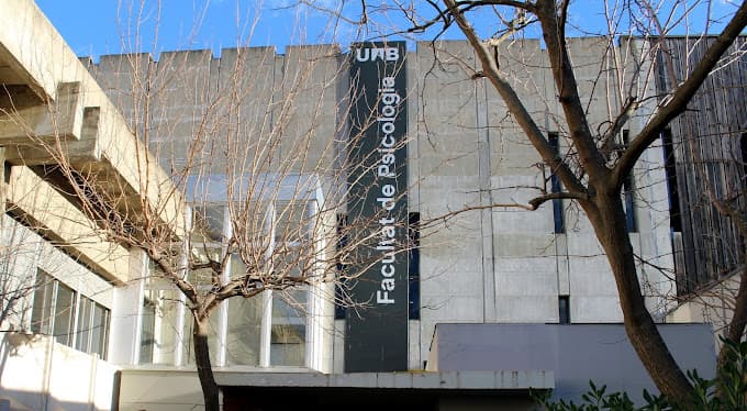 Foto secundaria del campus Facultad de Filosofía y Letras