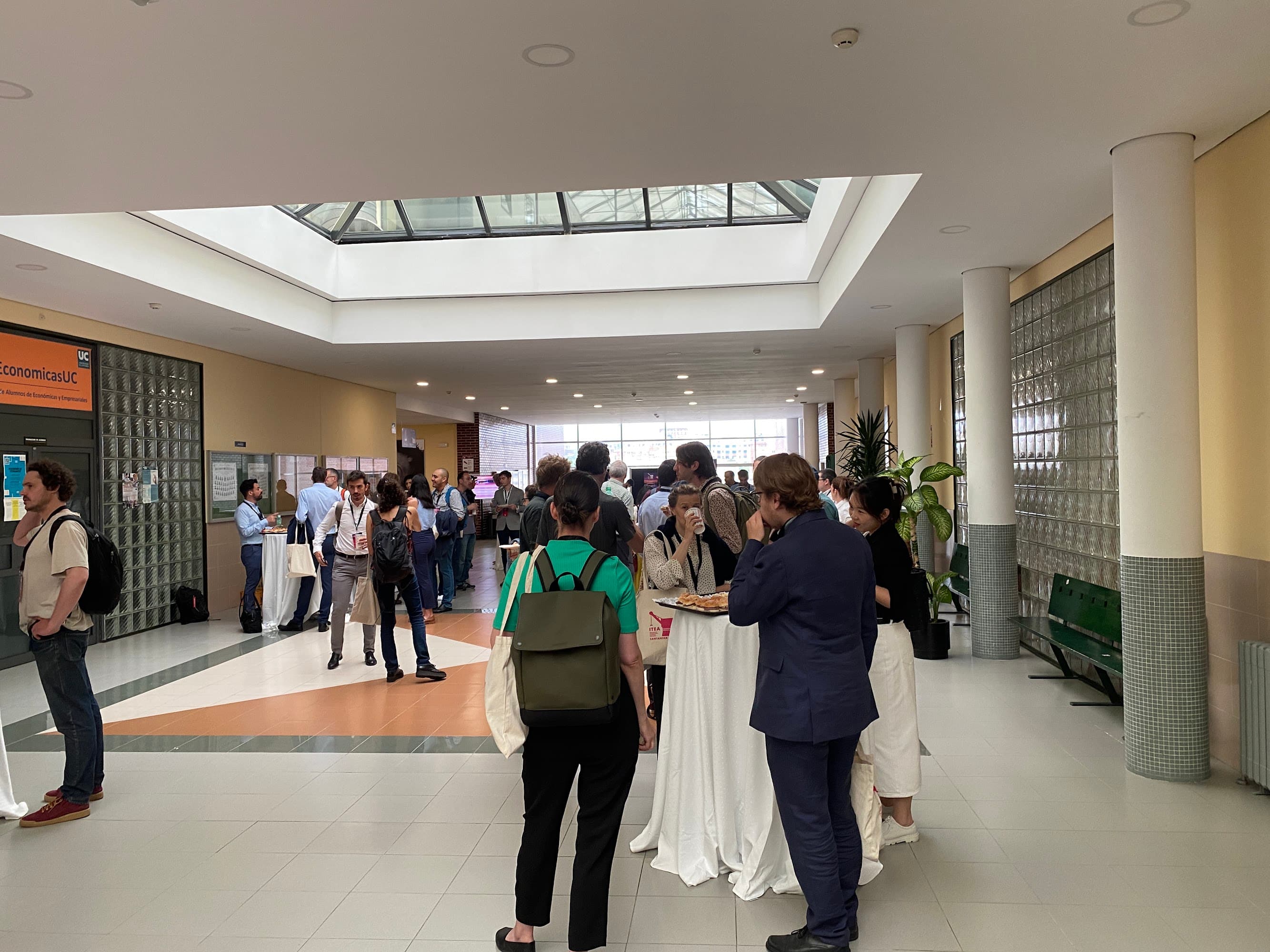 Foto del campus Facultad de Ciencias Económicas y Empresariales