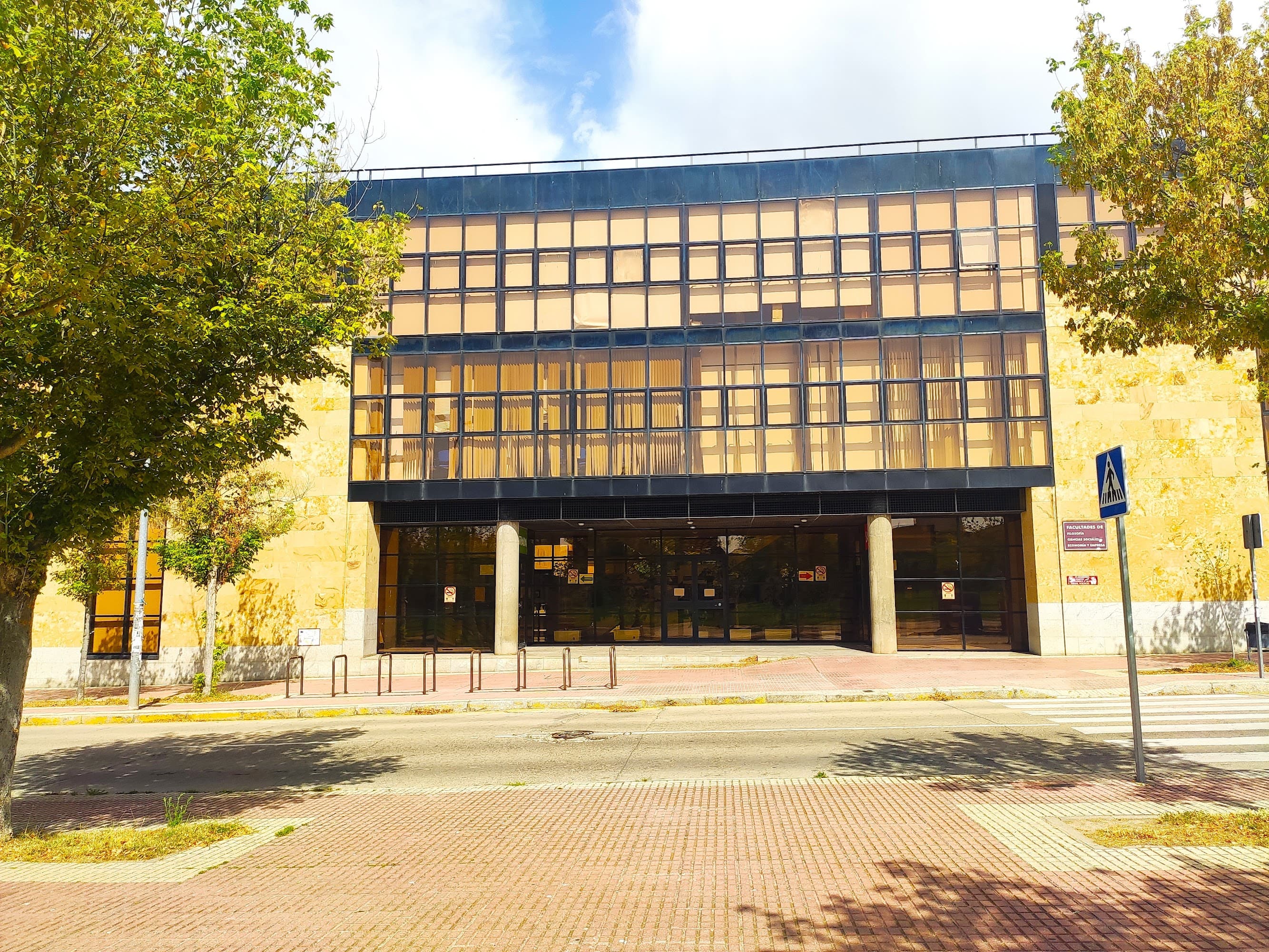 Foto secundaria del campus Facultad de Ciencias Sociales