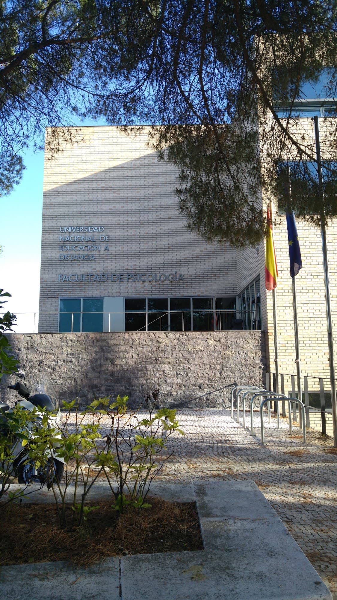 Foto secundaria del campus Facultad de Psicología