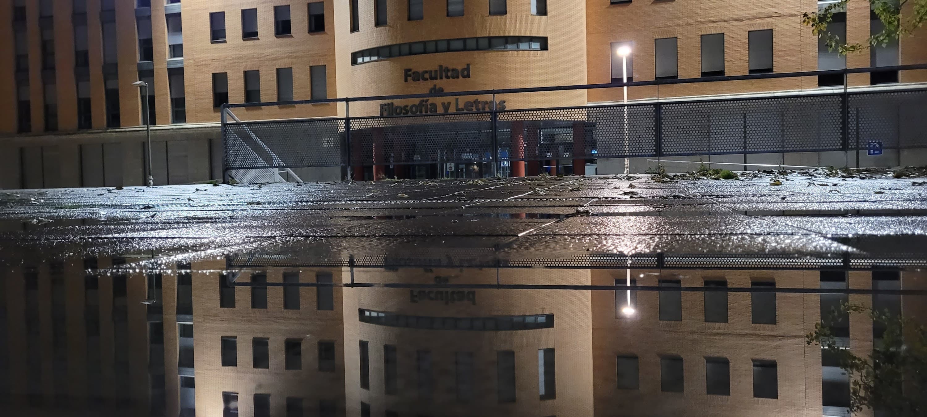 Foto secundaria del campus Facultad de Filosofía y Letras