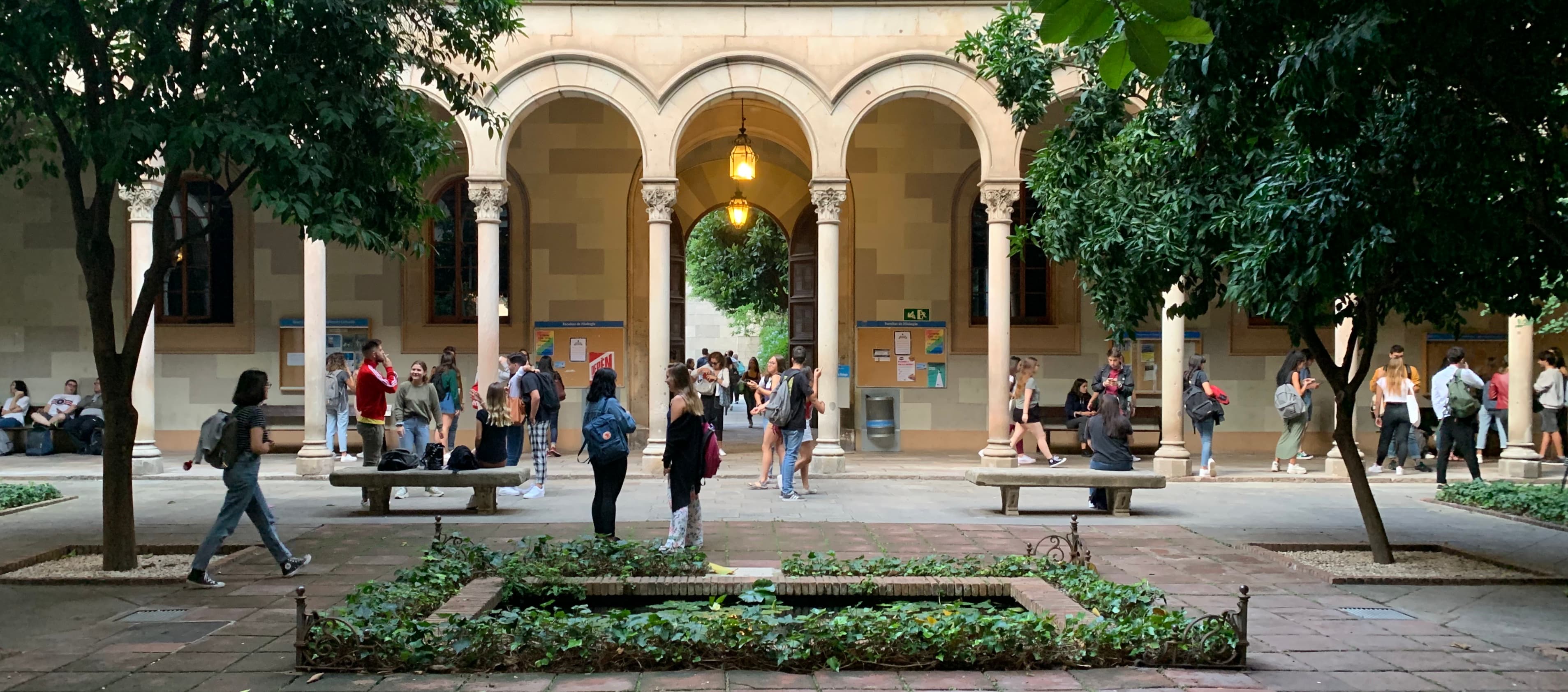 Foto del campus Facultad de Filología y Comunicación
