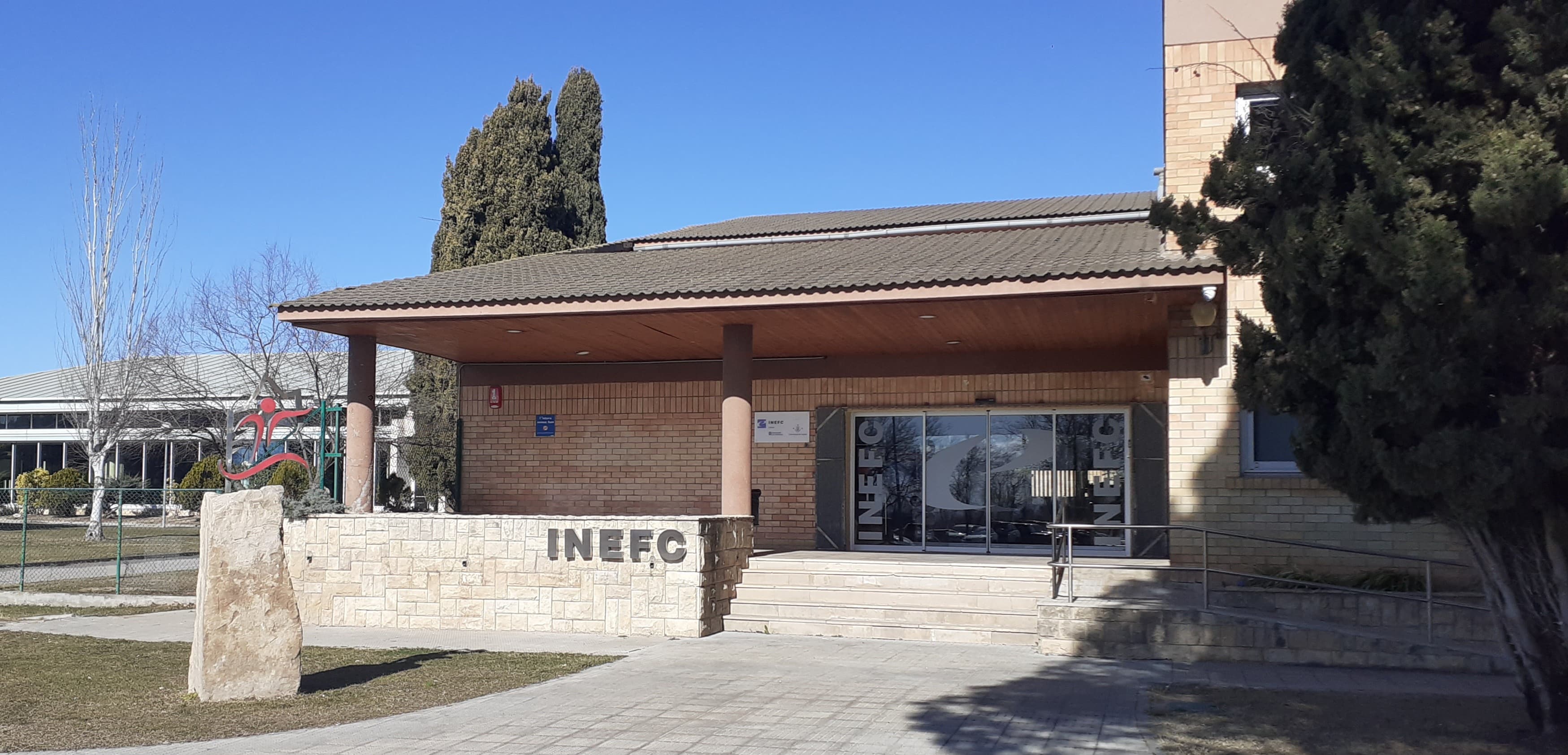 Foto secundaria del campus Instituto Nacional de Educación Física de Cataluña INEFC