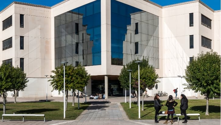 Foto secundaria del campus Escuela Universitaria Gimbernat