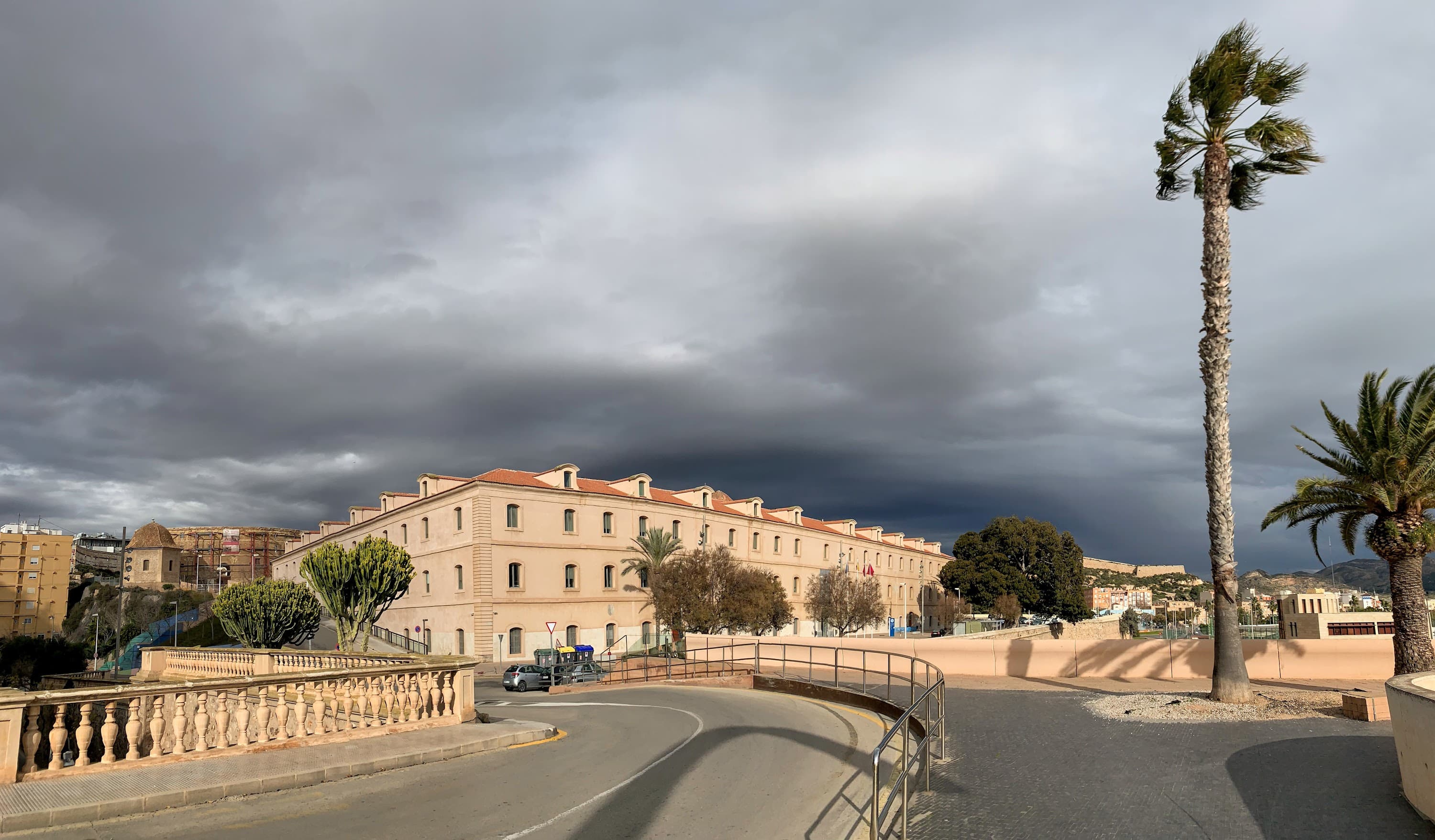 Foto secundaria del campus Escuela Técnica Superior de Ingeniería Naval y Oceánica