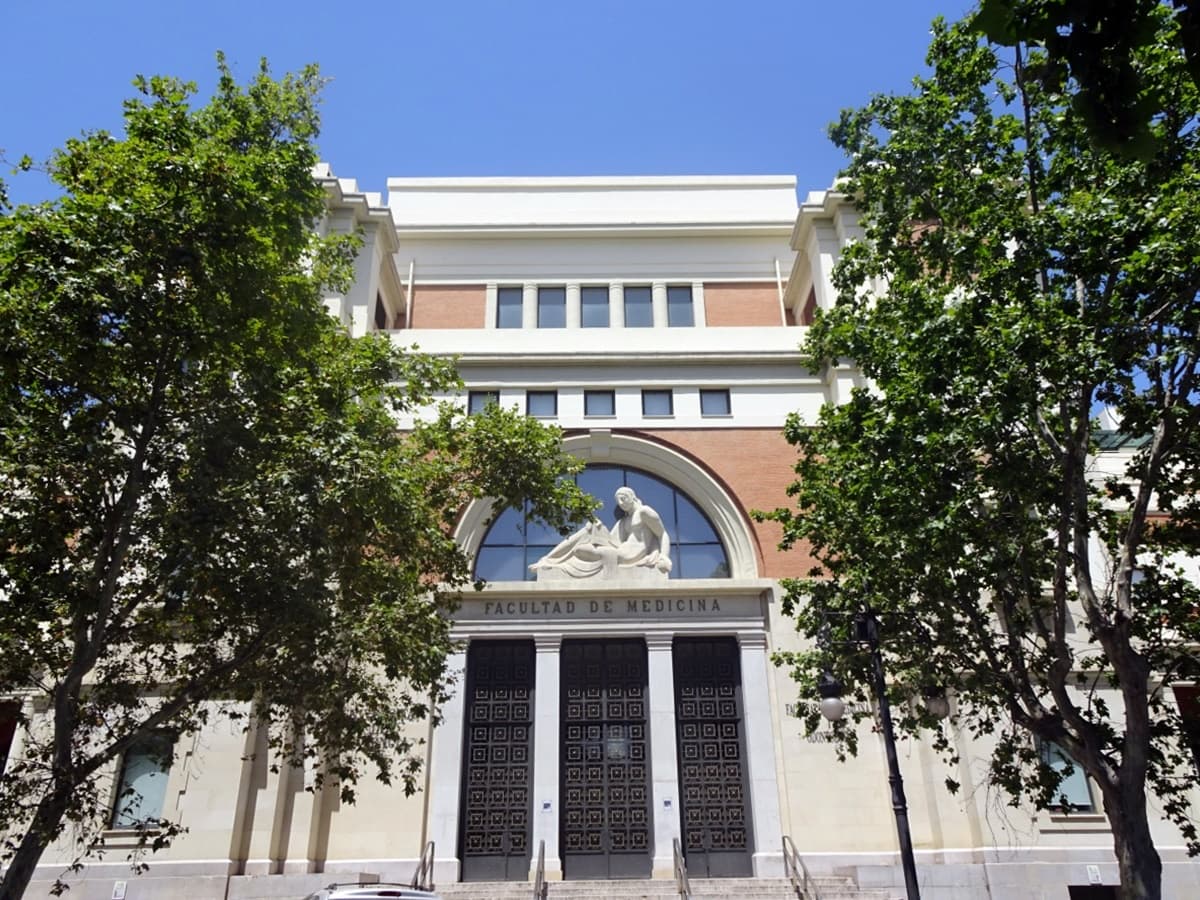 Foto del campus Facultad de Medicina y Odontología