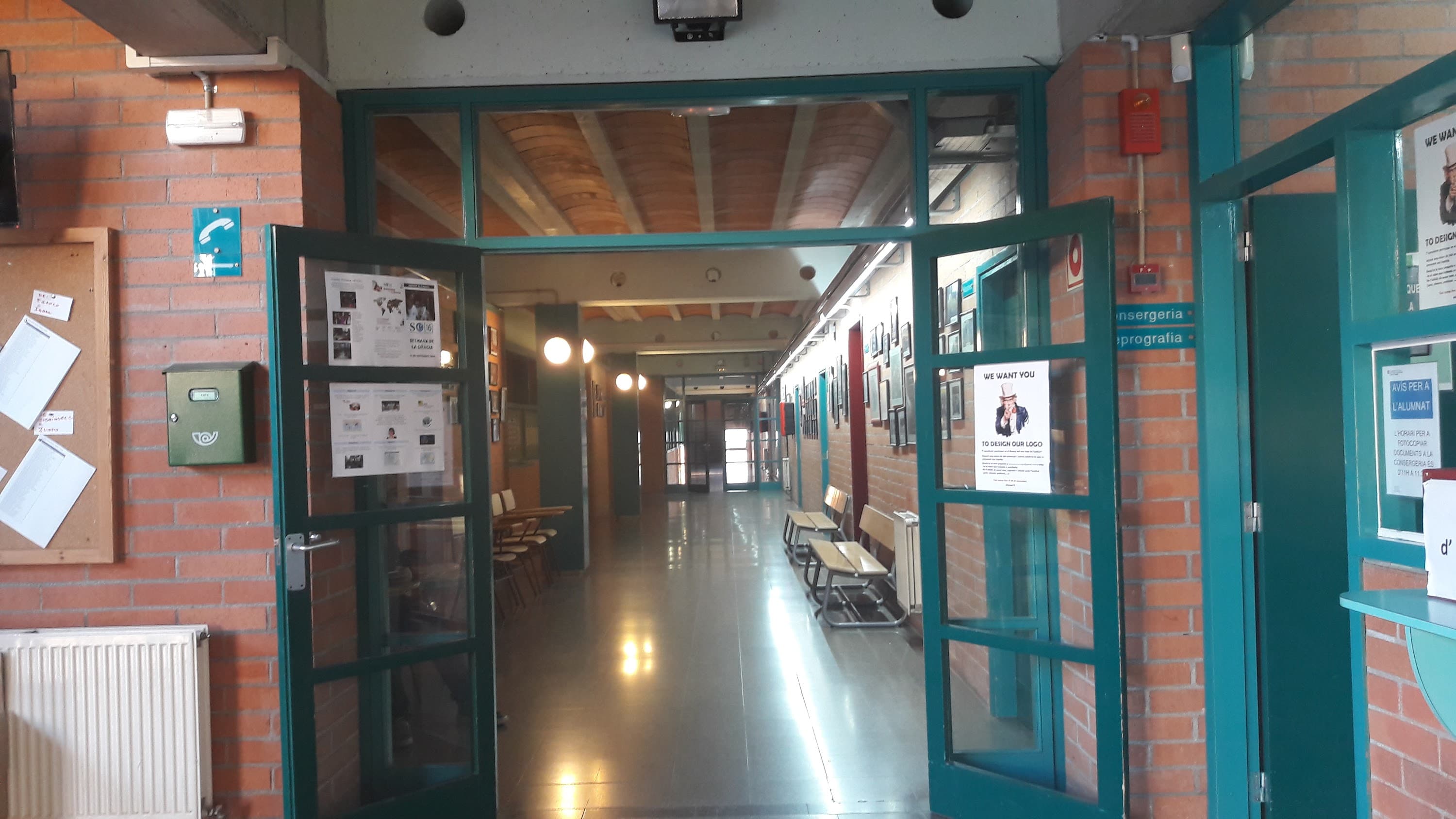 Foto secundaria del campus Institut El Castell