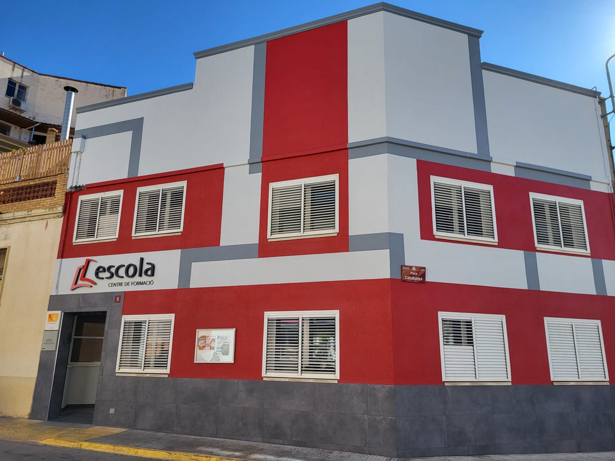 Foto secundaria del campus Institut d'Almenar