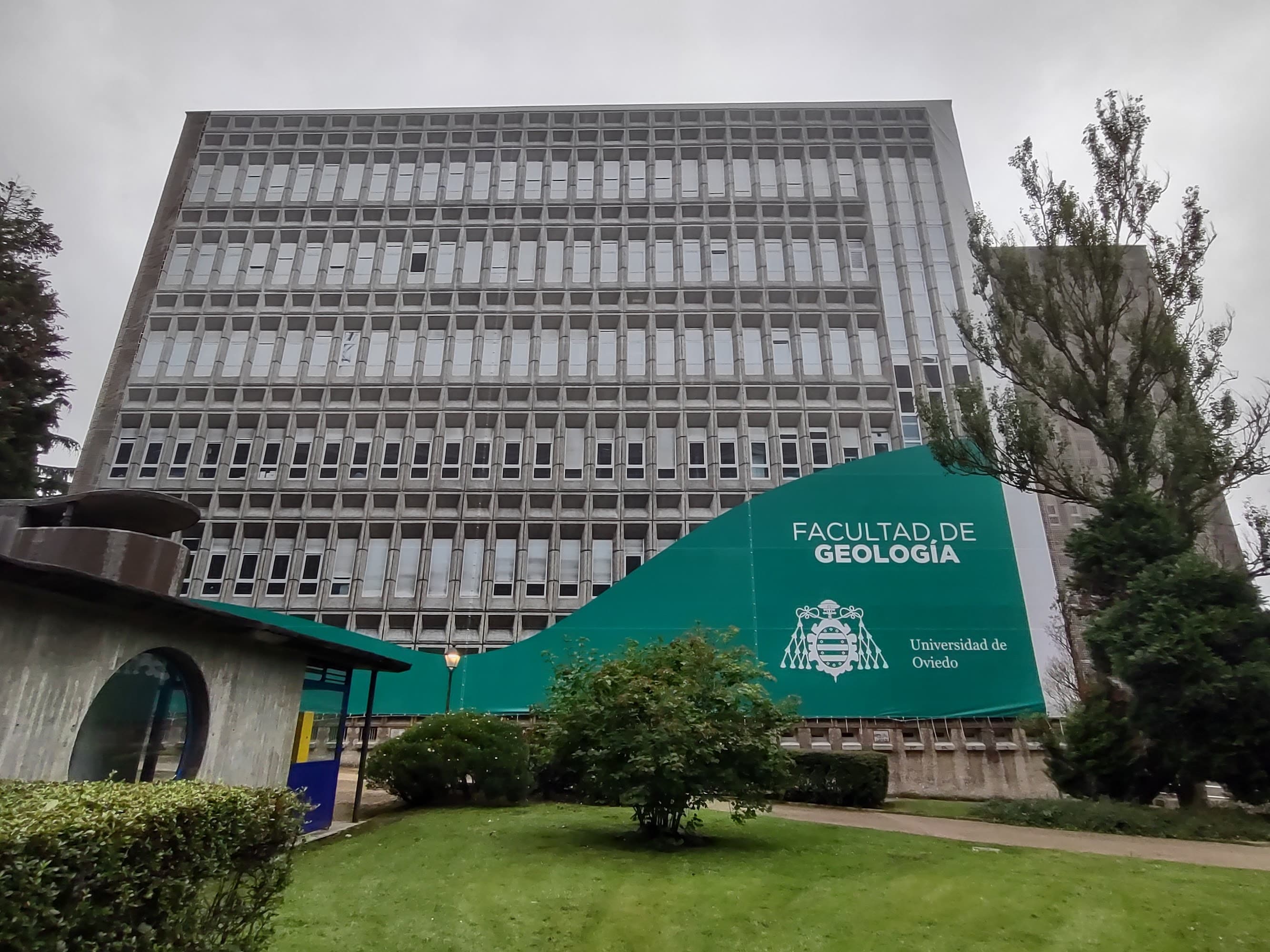 Foto secundaria del campus Facultad de Geología