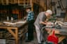 Ajudant en tallers artesans