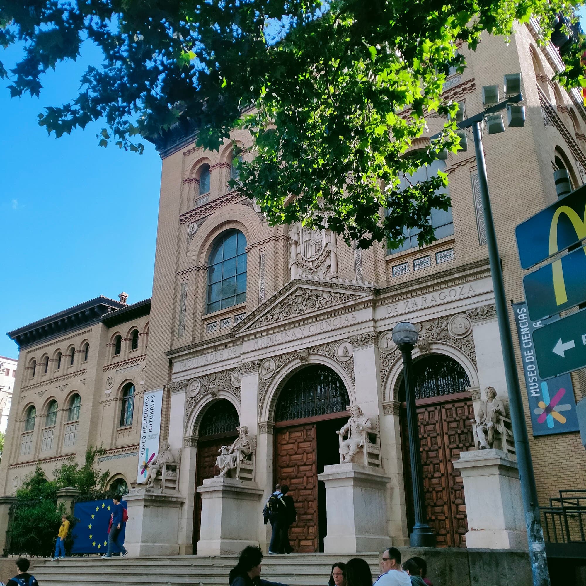 Foto secundaria del campus Facultad de Medicina