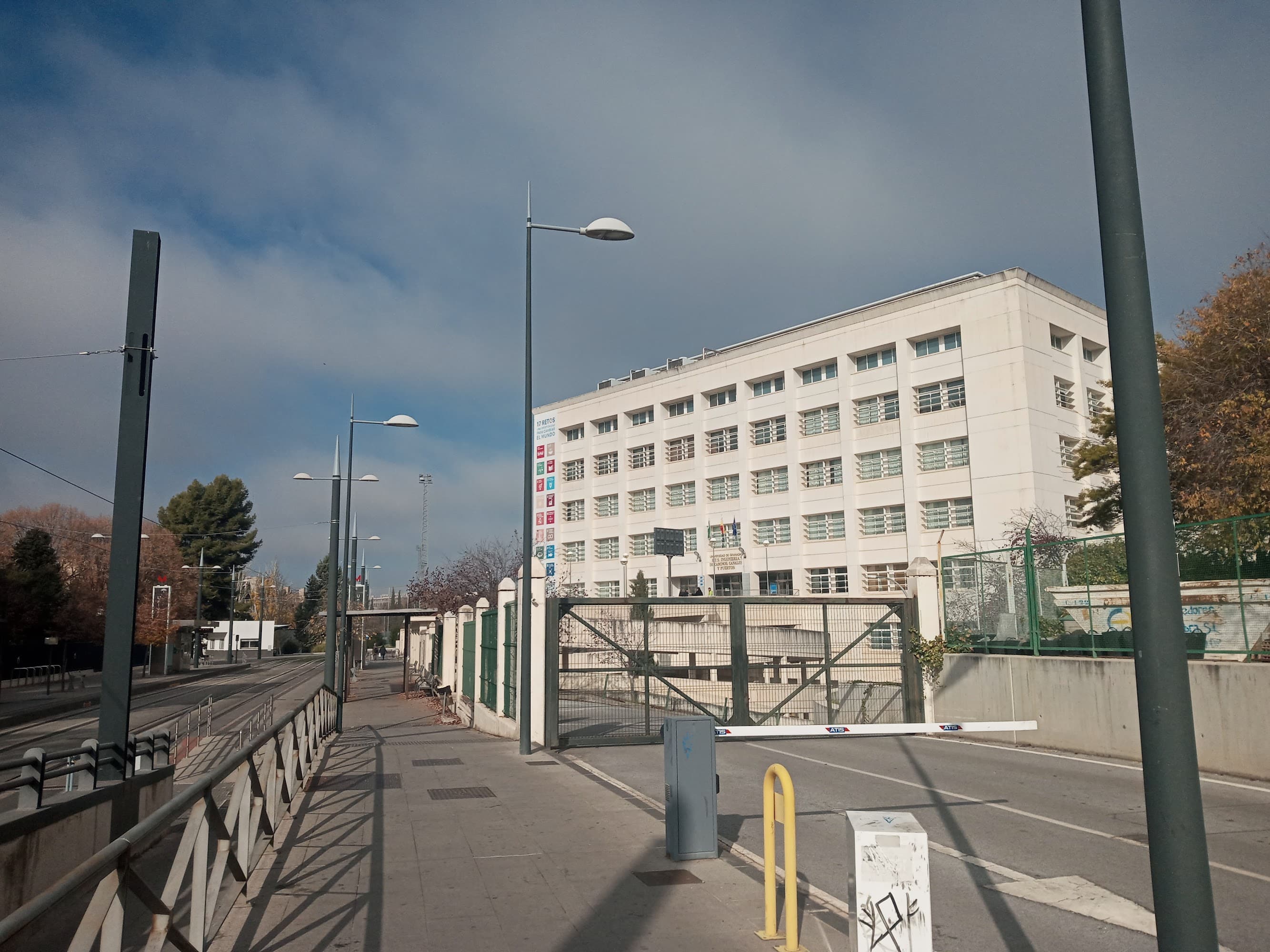 Foto secundaria del campus Escuela Técnica Superior de Ingeniería de Caminos, Canales y Puertos