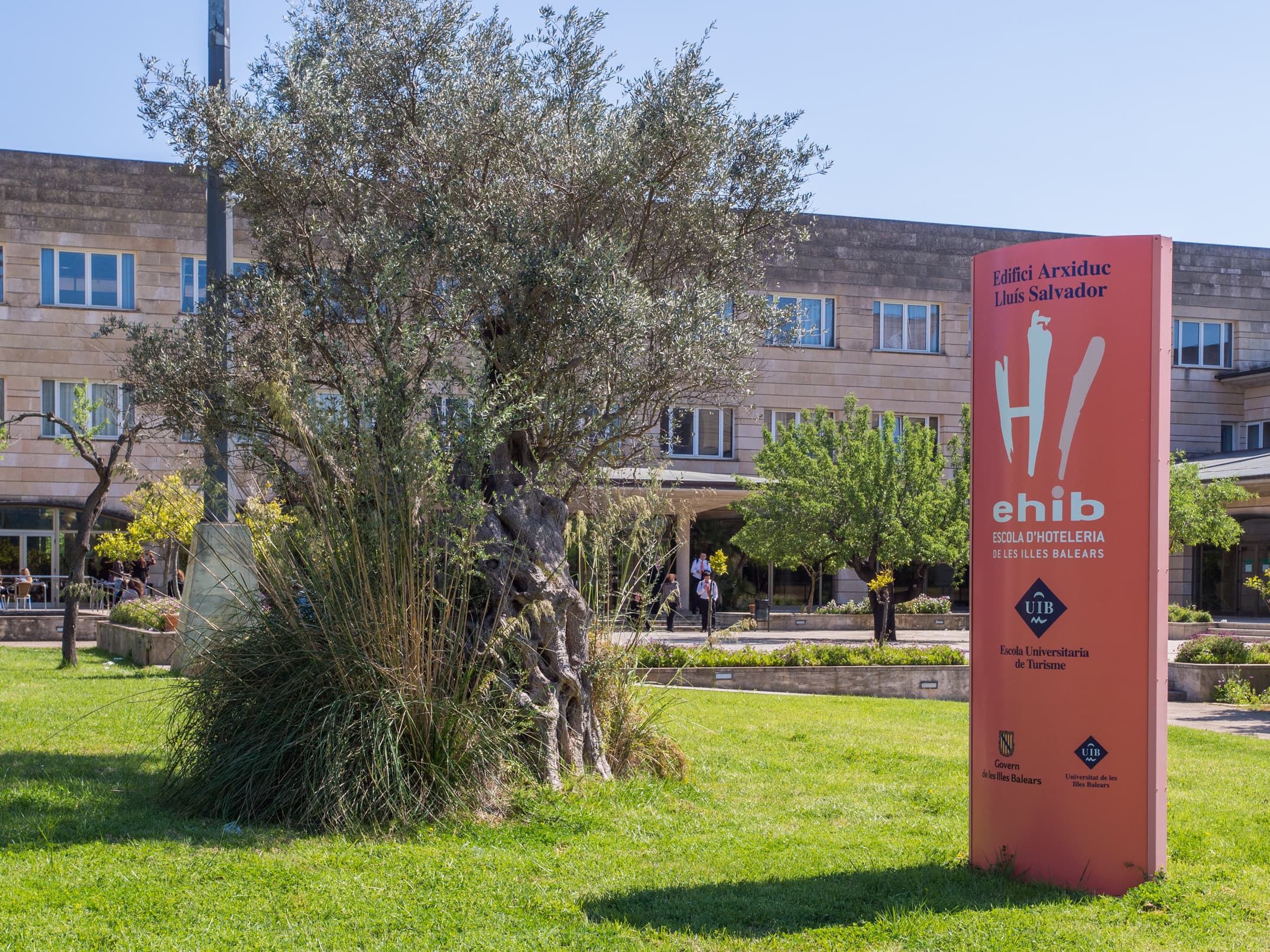Foto secundaria del campus Escuela Universitaria de Hostelería de las Illes Balears