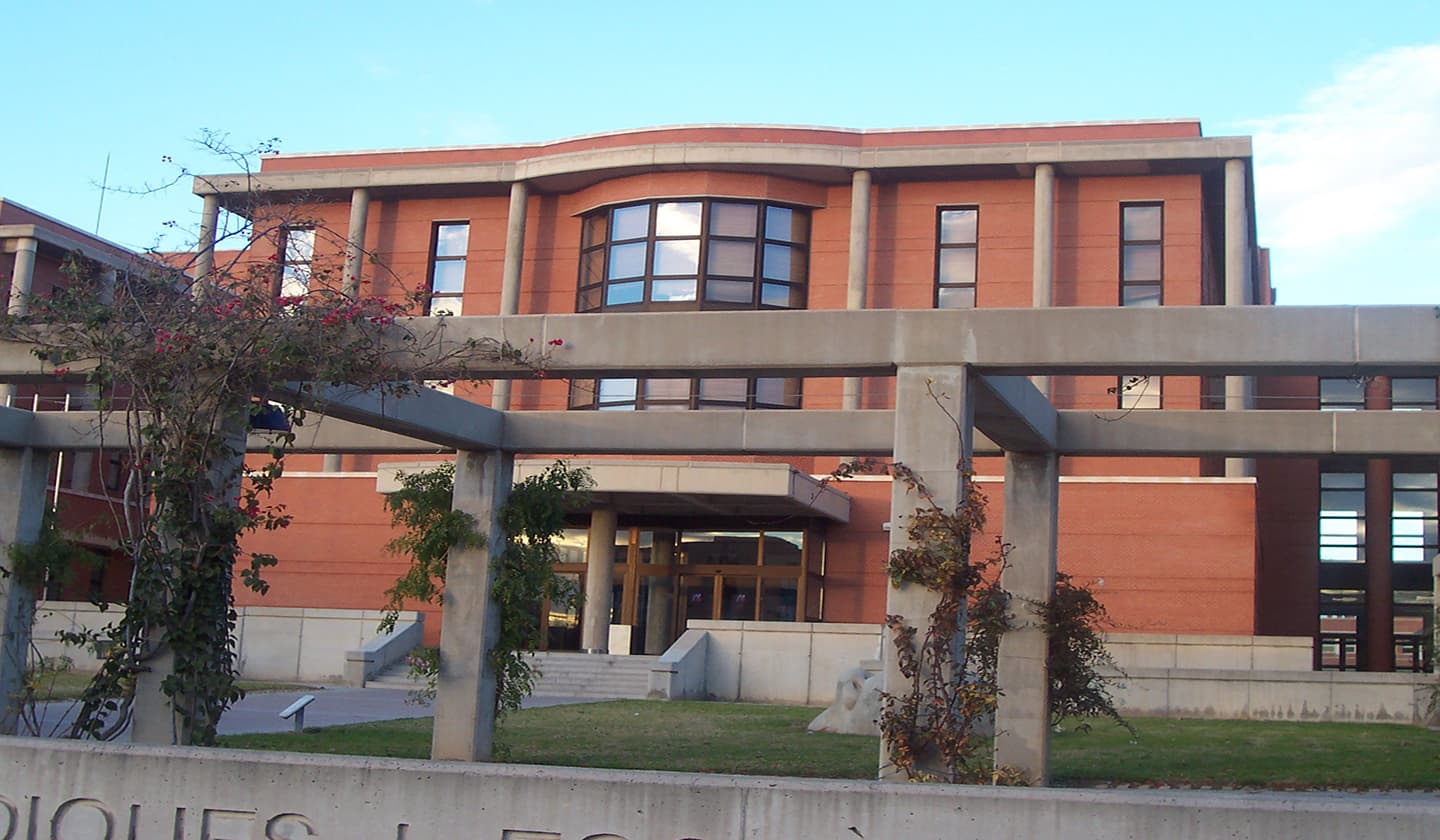 Foto del campus Facultad de Ciencias Jurídicas y Económicas