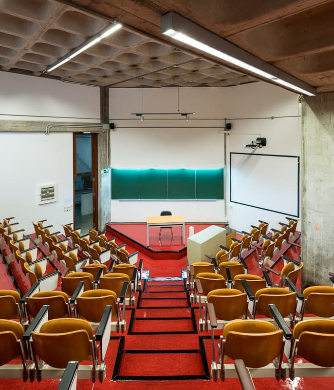 Foto secundaria del campus Escuela Universitaria de Arquitectura Técnica