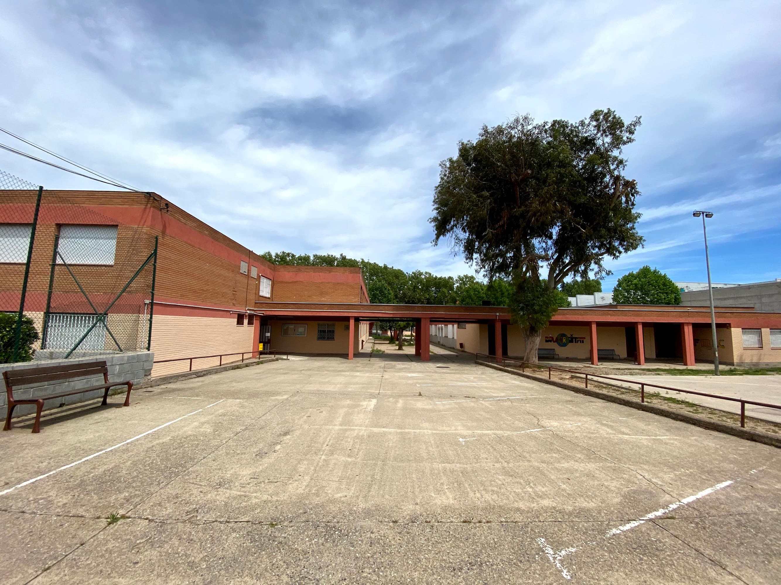 Foto secundaria del campus Institut Vicenç Plantada