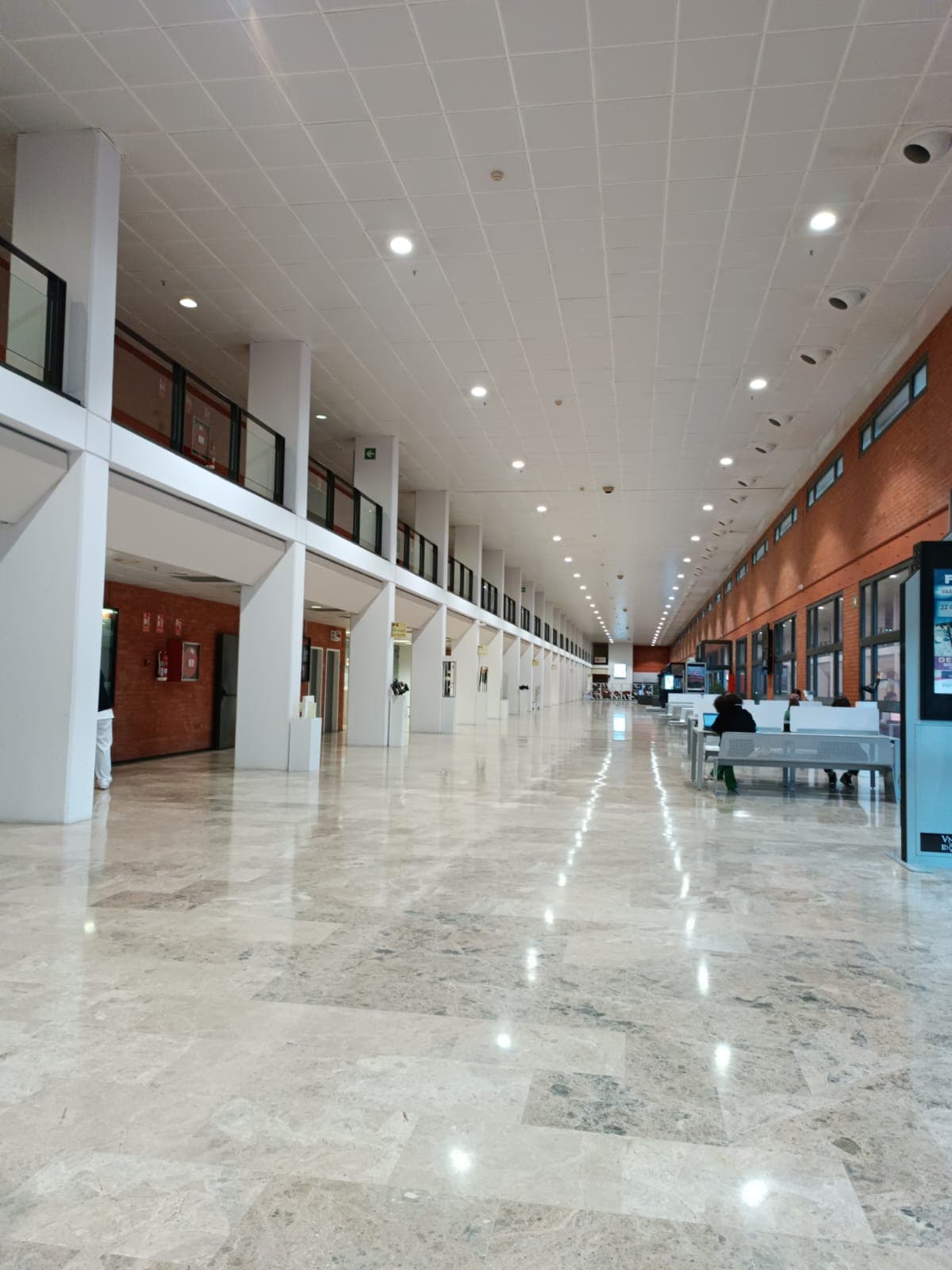 Foto secundaria del campus Facultad de Economía