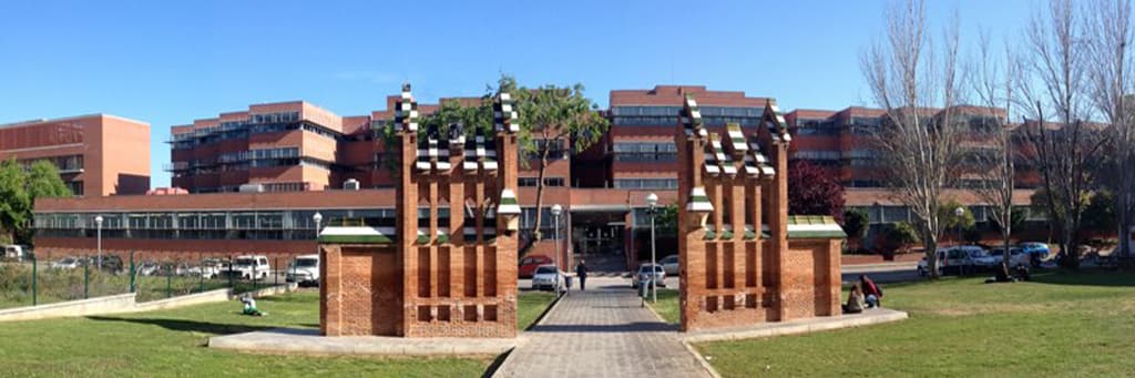 Foto secundaria del campus Facultad de Ciencias de la Tierra