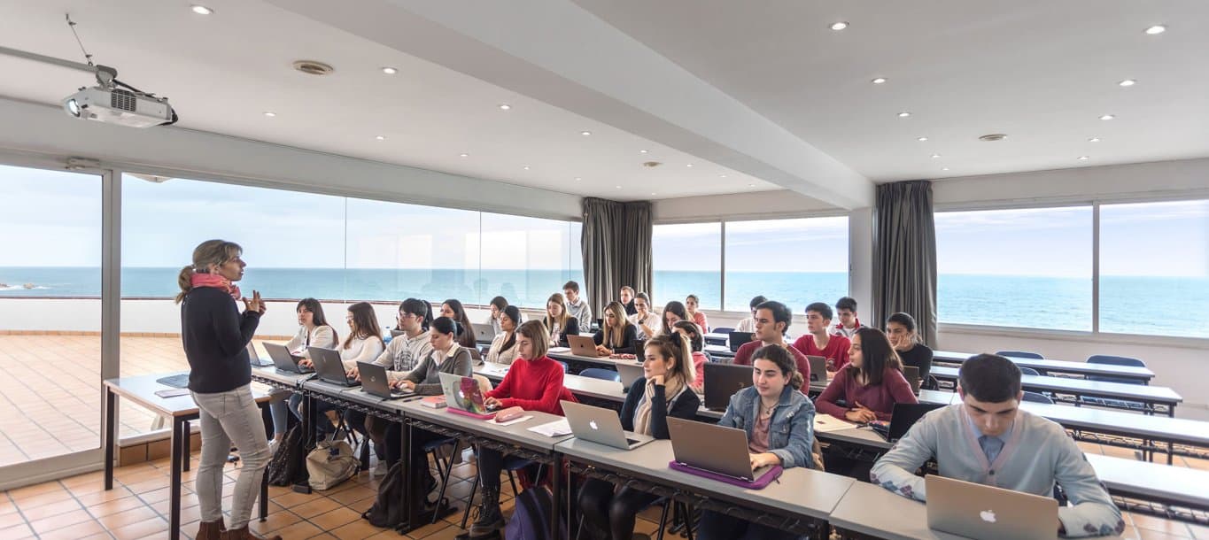Foto secundaria del campus Escuela Universitaria de Hosteleria y Turismo Sant Pol de Mar