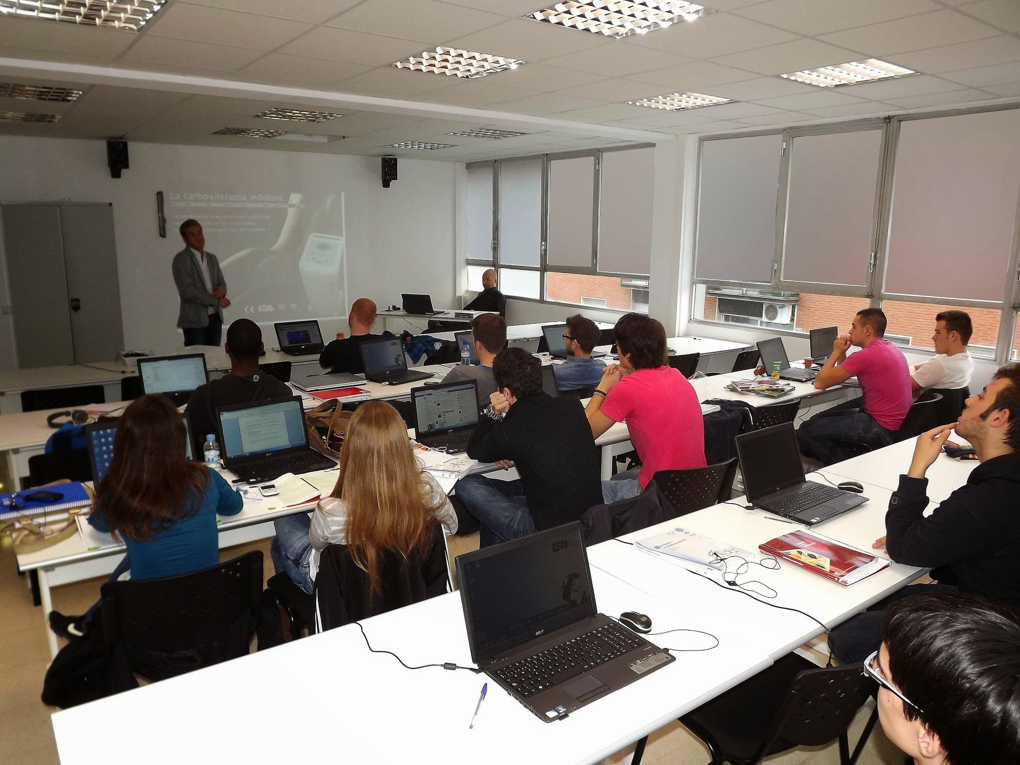 Foto secundaria del campus Sant Cugat ESN