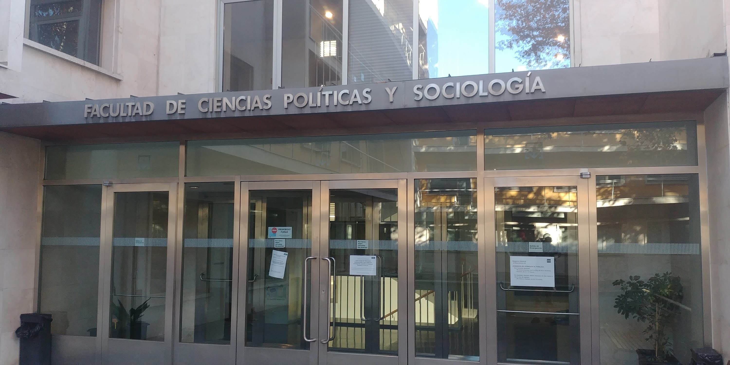 Foto secundaria del campus Facultad de Ciencias Políticas y Sociología