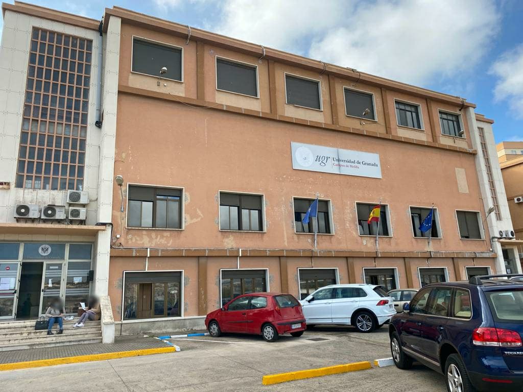 Foto secundaria del campus Facultad de Ciencias Sociales y Jurídicas de Melilla