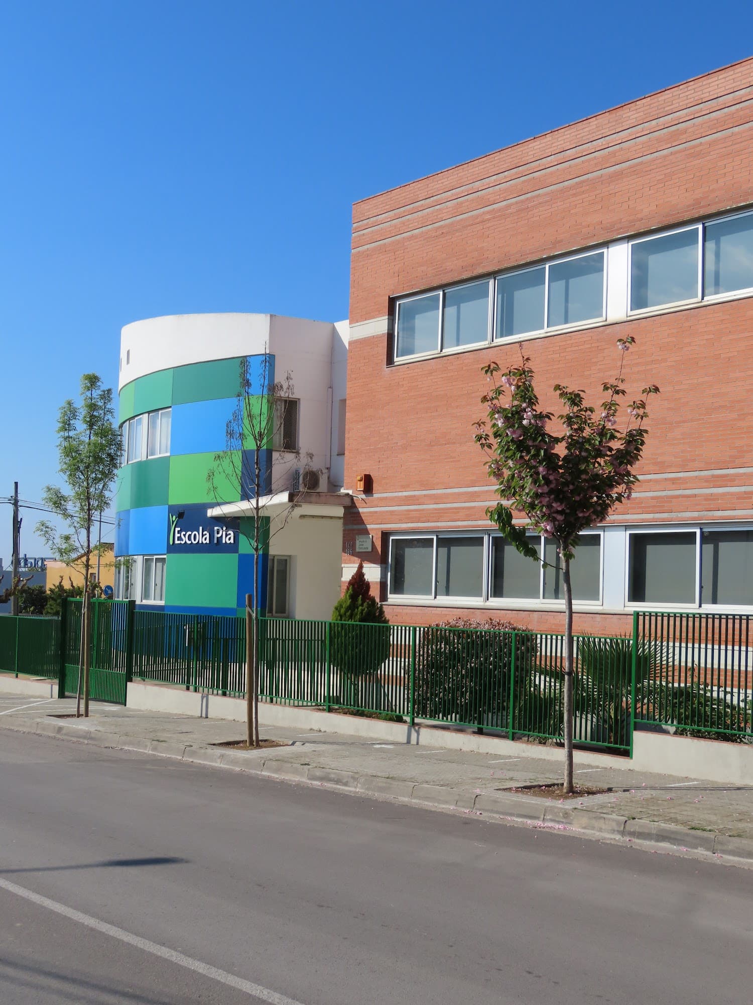 Foto secundaria del campus Escola Pia de Caldes de Montbui