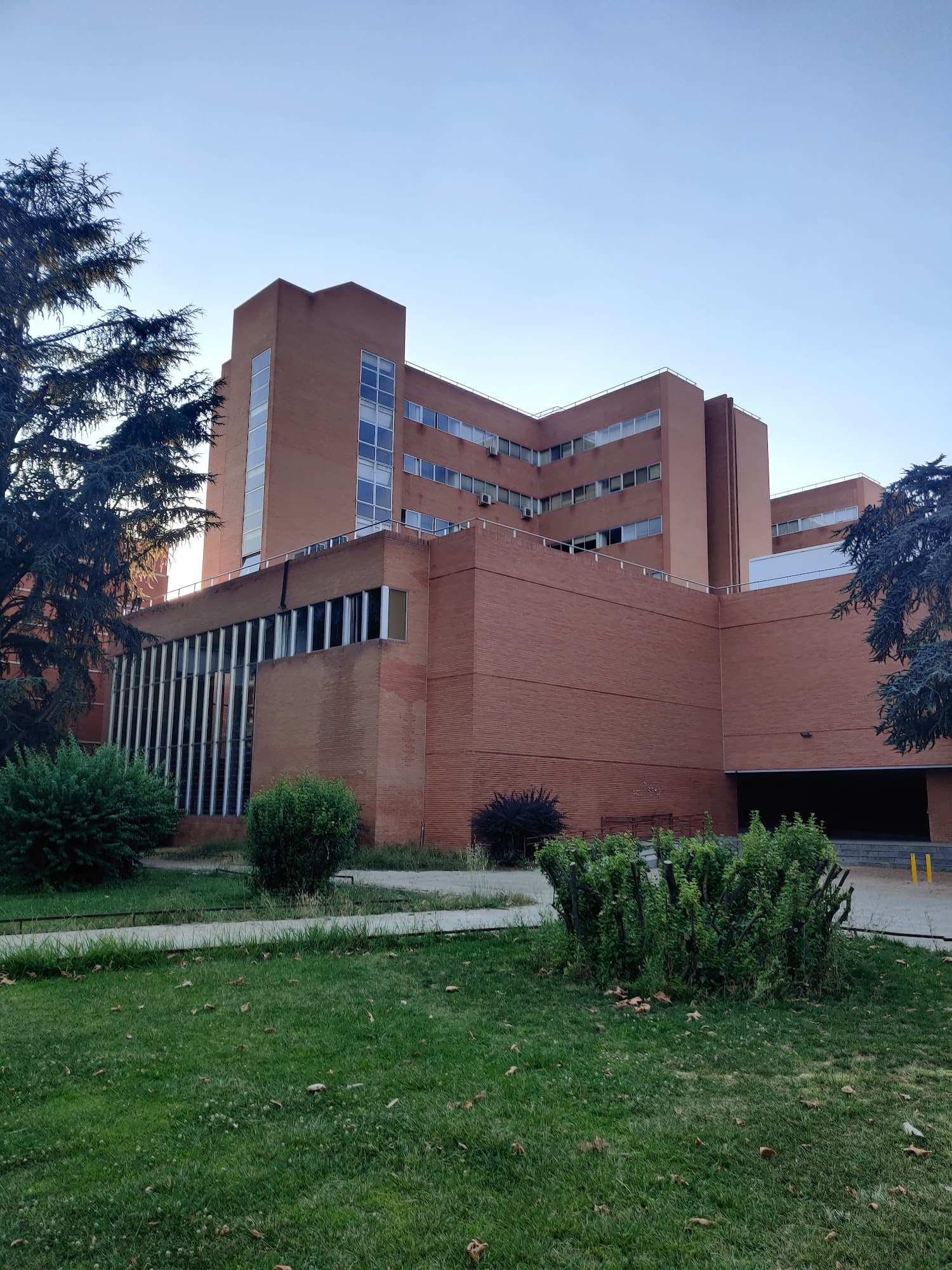 Foto secundaria del campus Facultad de Derecho