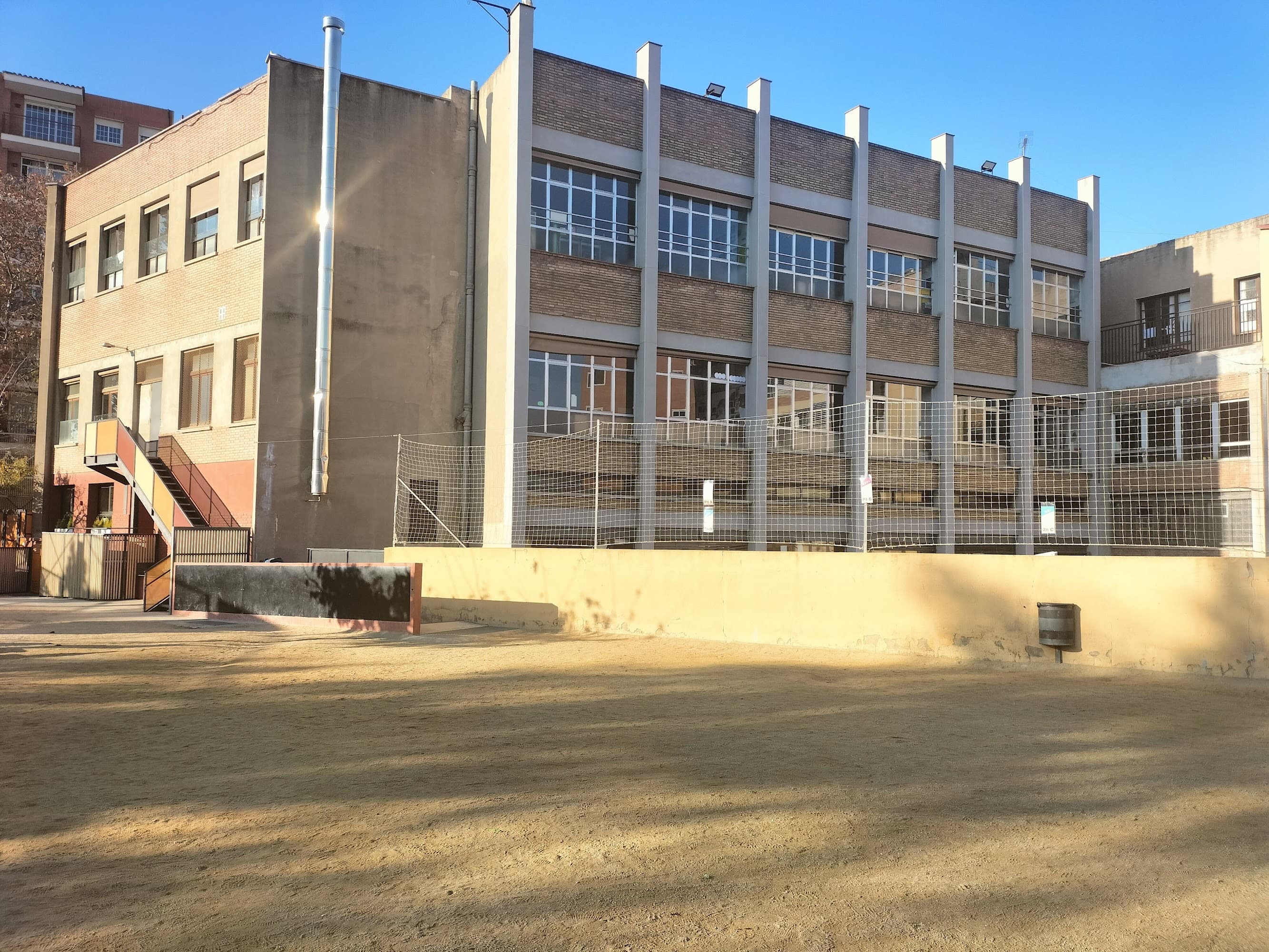 Foto secundaria del campus Jesuïtes Clot - El Clot
