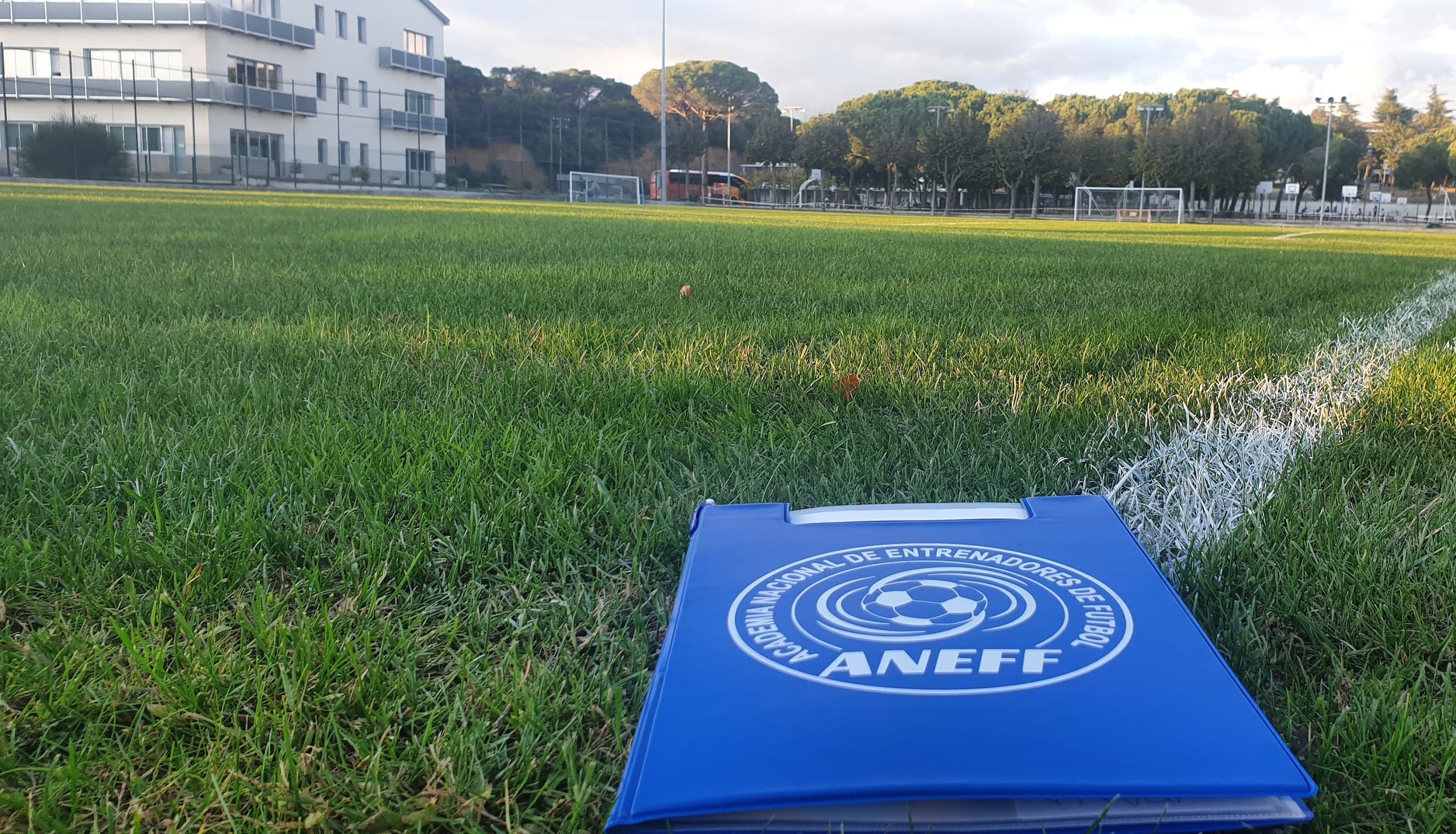 Foto secundaria del campus ANEFF Badalona