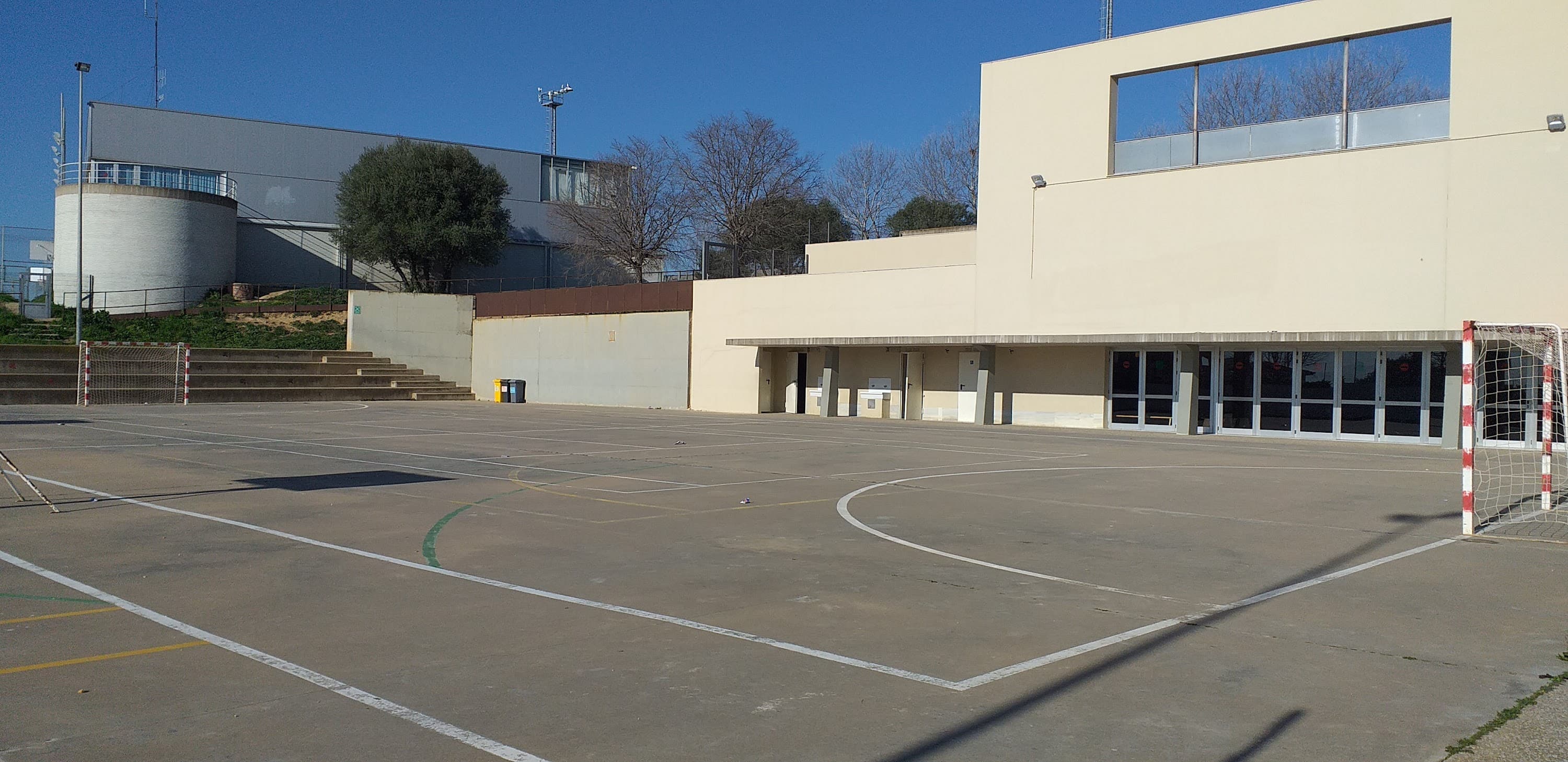 Foto secundaria del campus Institut Montgrí