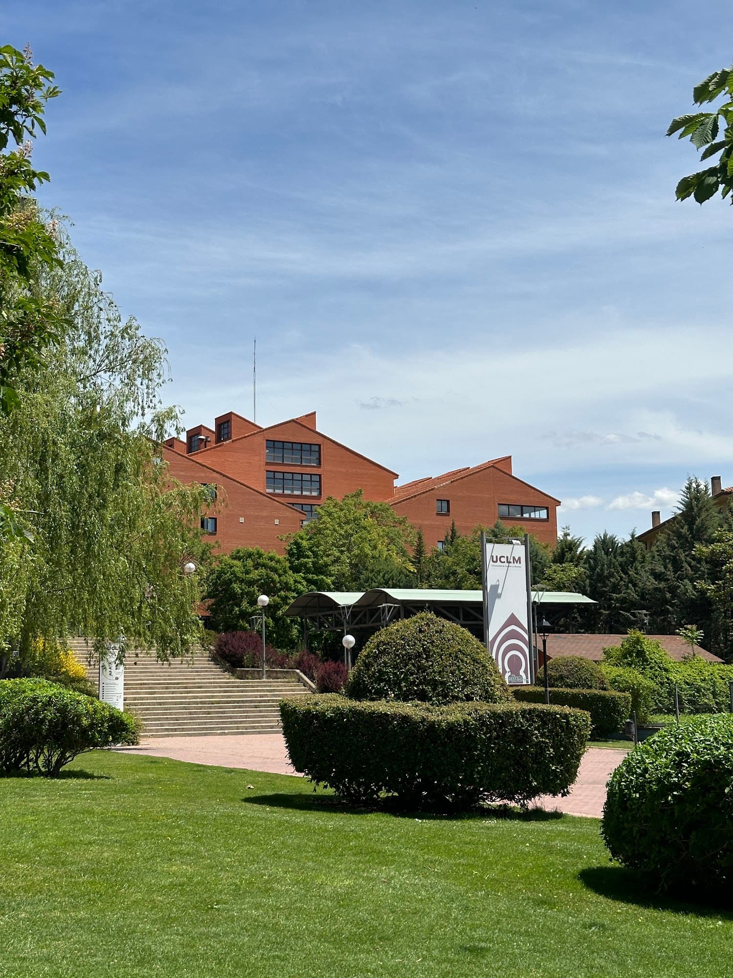 Foto secundaria del campus Facultad de Ciencias de la Educación y Humanidades
